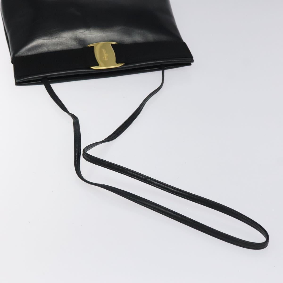 Salvatore Ferragamo Vala Shoulder Bag Leather Black Gold Auth bs26159