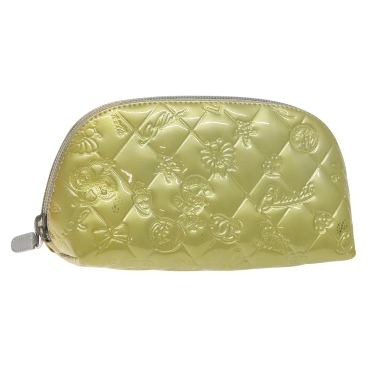 CHANEL Pouch Enamel Silver CC Auth bs26759