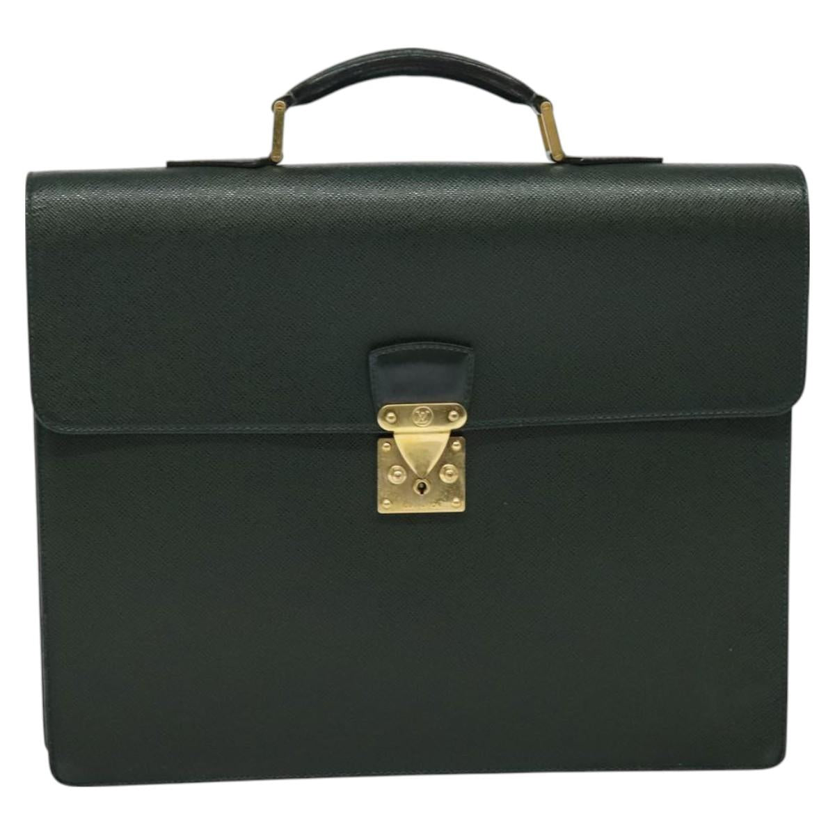 LOUIS VUITTON Taiga Robusto 2 Hand Bag Epicea M3104P LV Auth bs26831