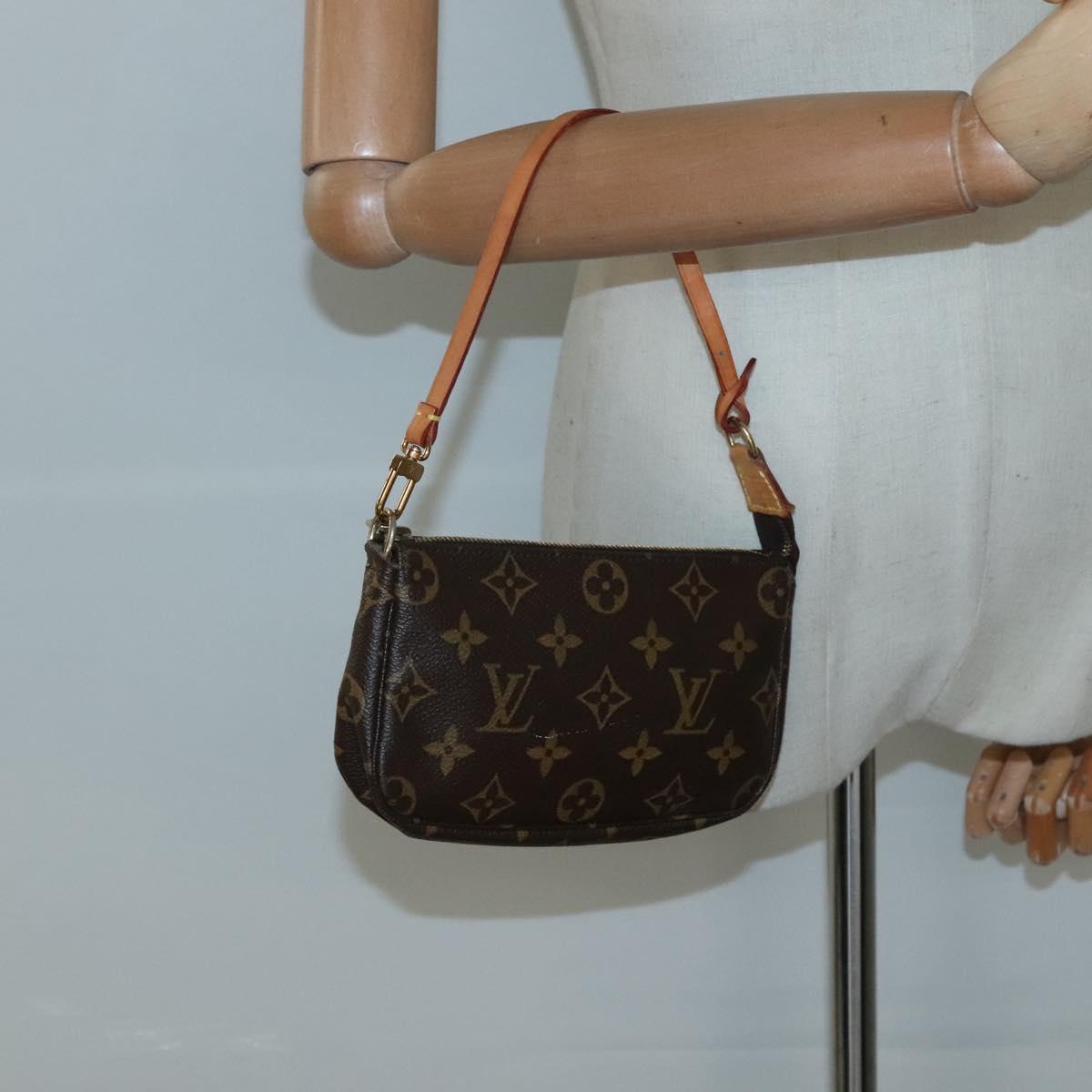LOUIS VUITTON Monogram Mini Pochette Accessoires Pouch M58009 LV Auth bs26979
