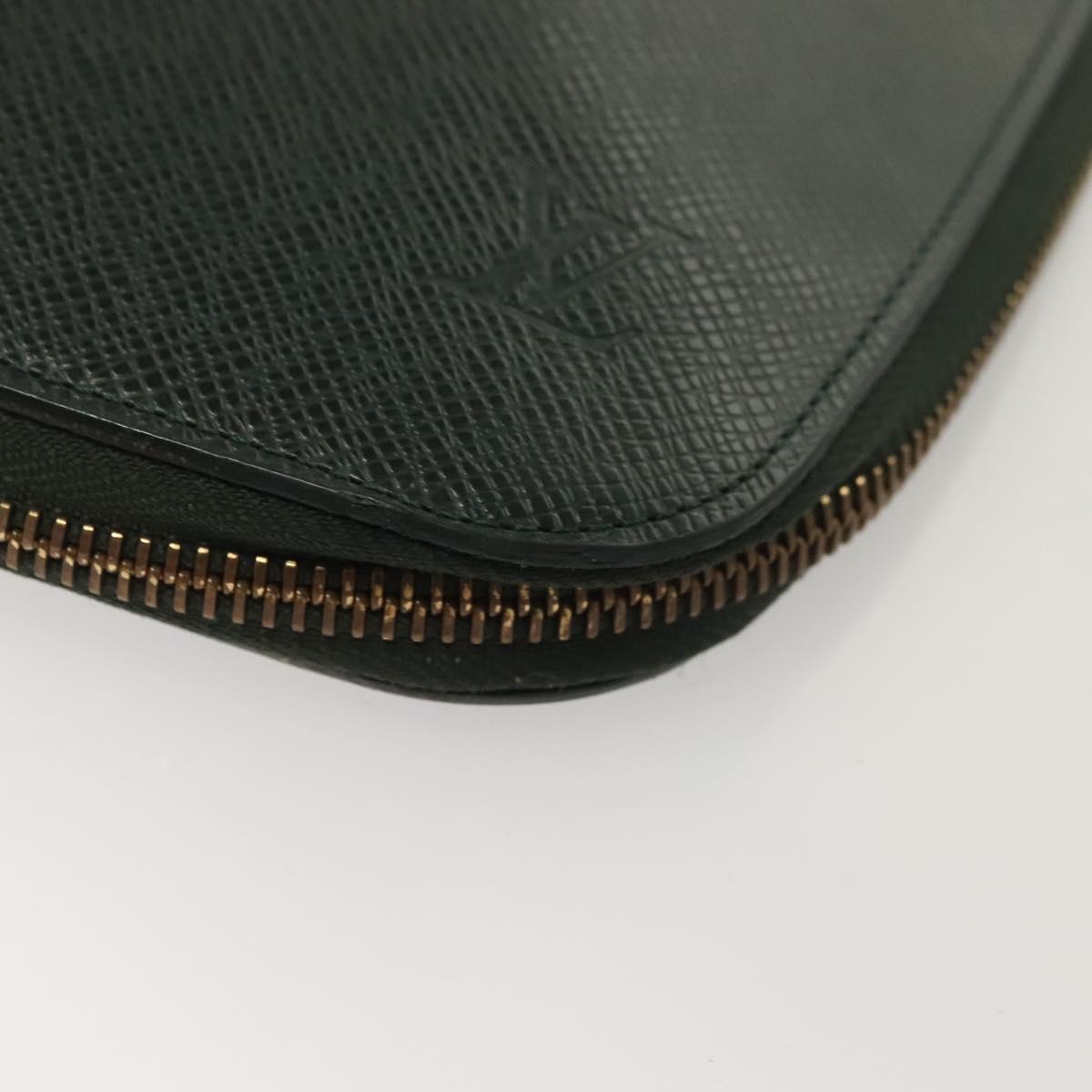 LOUIS VUITTON Taiga Organizer Atholl Travel Case Epicea M30654 LV Auth bs27155