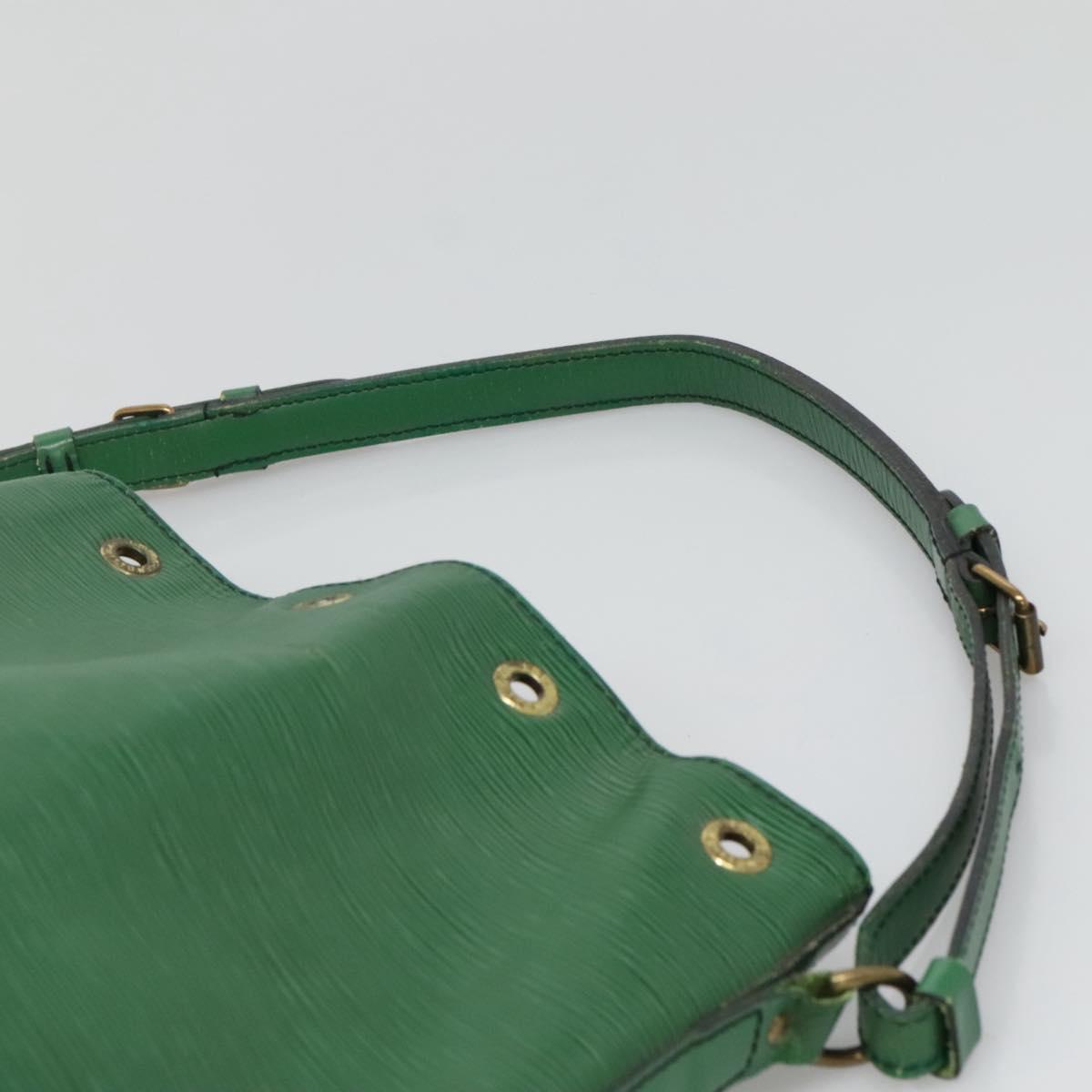 LOUIS VUITTON Epi Noe Shoulder Bag Green M44004 LV Auth bs27263
