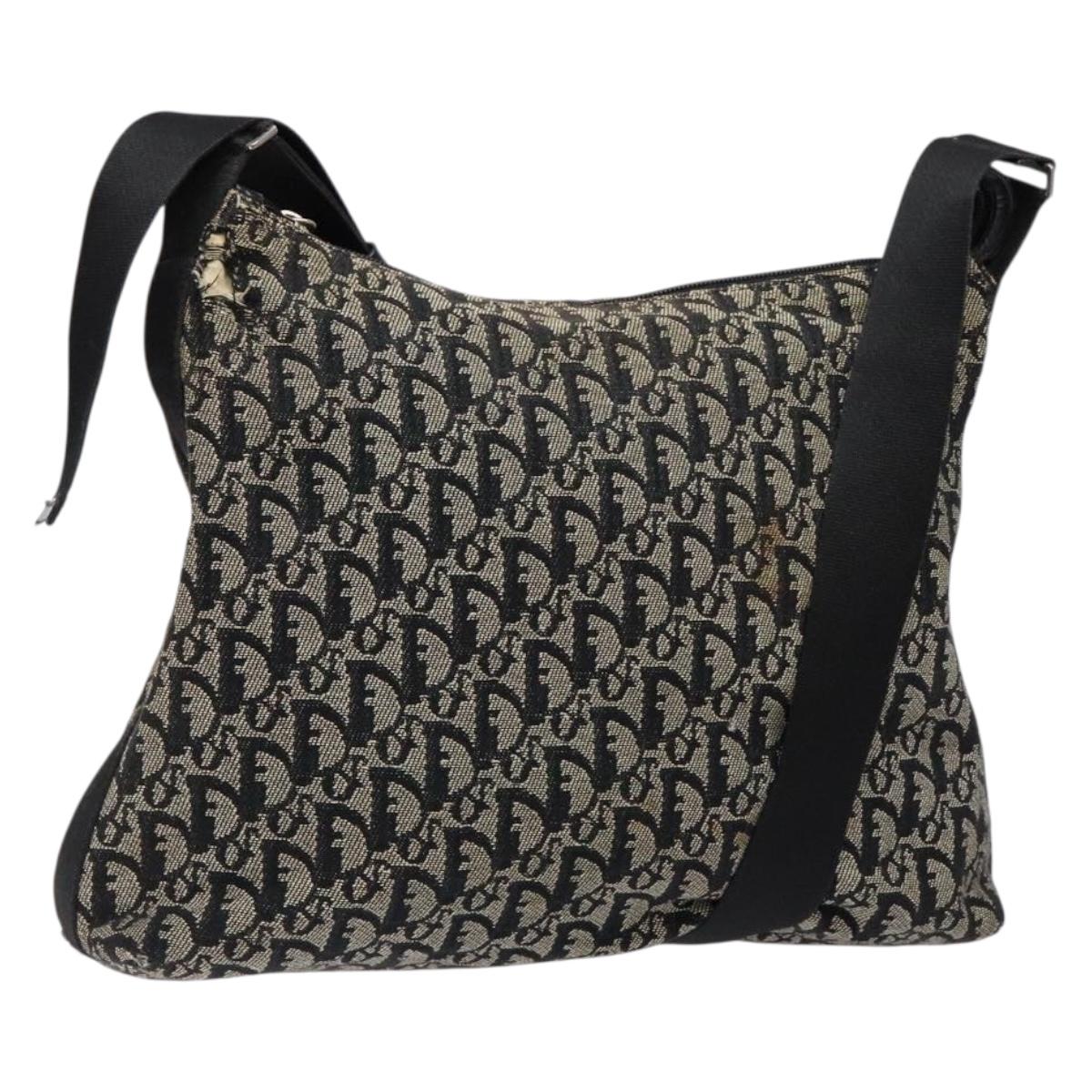 Christian Dior Trotter Canvas Shoulder Bag Navy Silver Auth bs27283