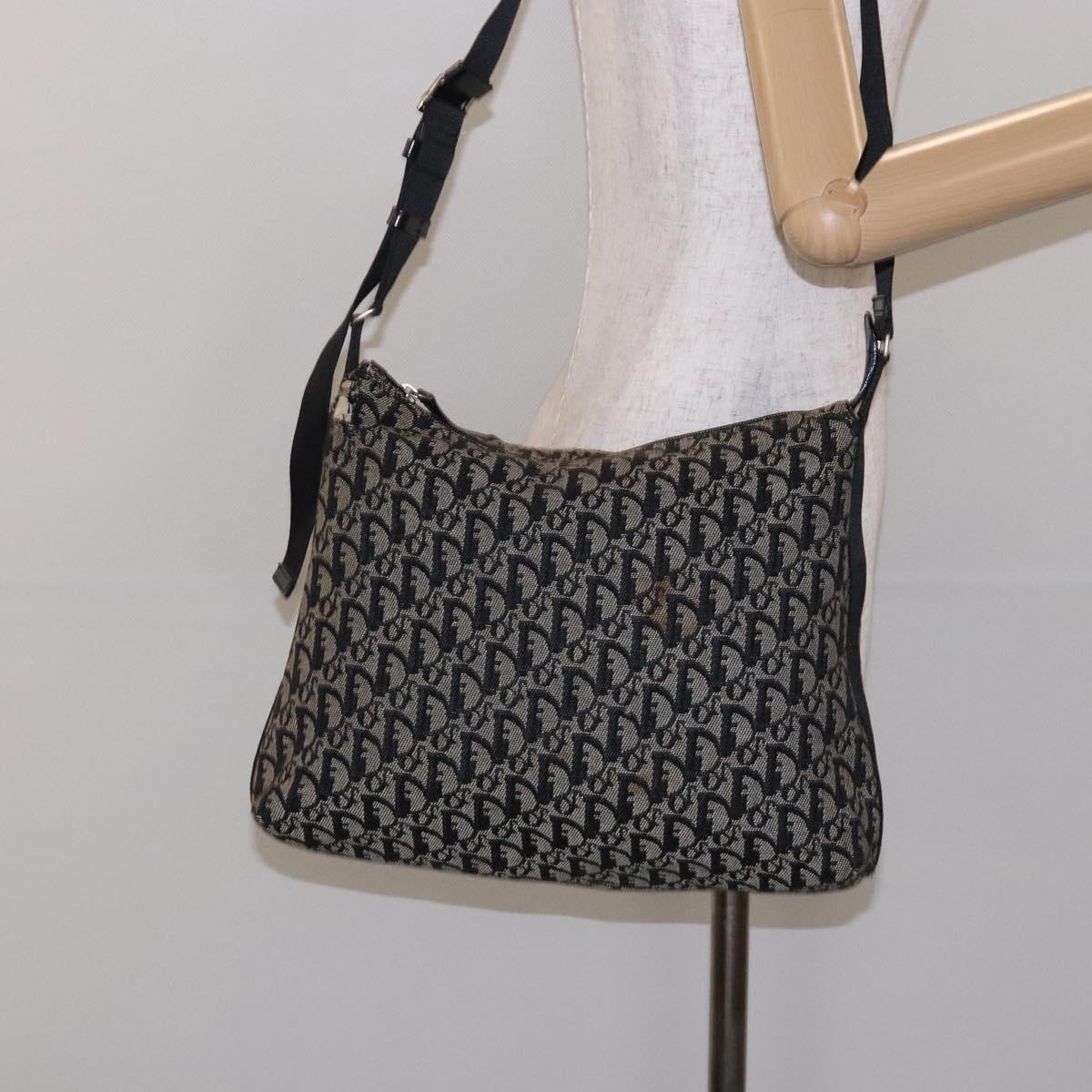 Christian Dior Trotter Canvas Shoulder Bag Navy Silver Auth bs27283