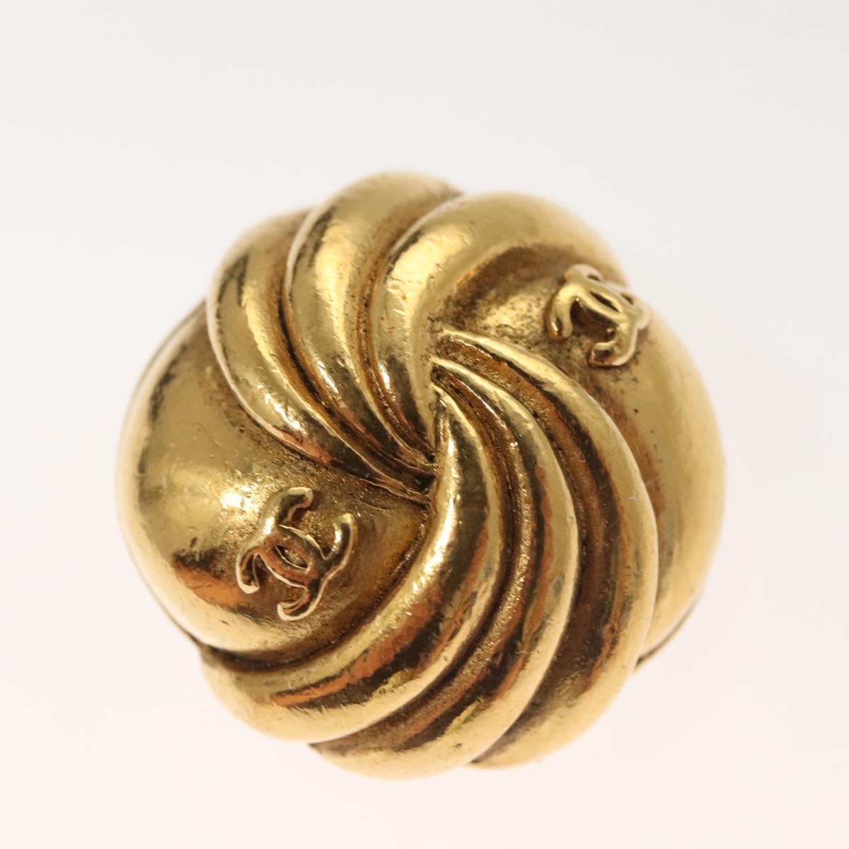 CHANEL Earring Metal Gold CC Auth bs27349