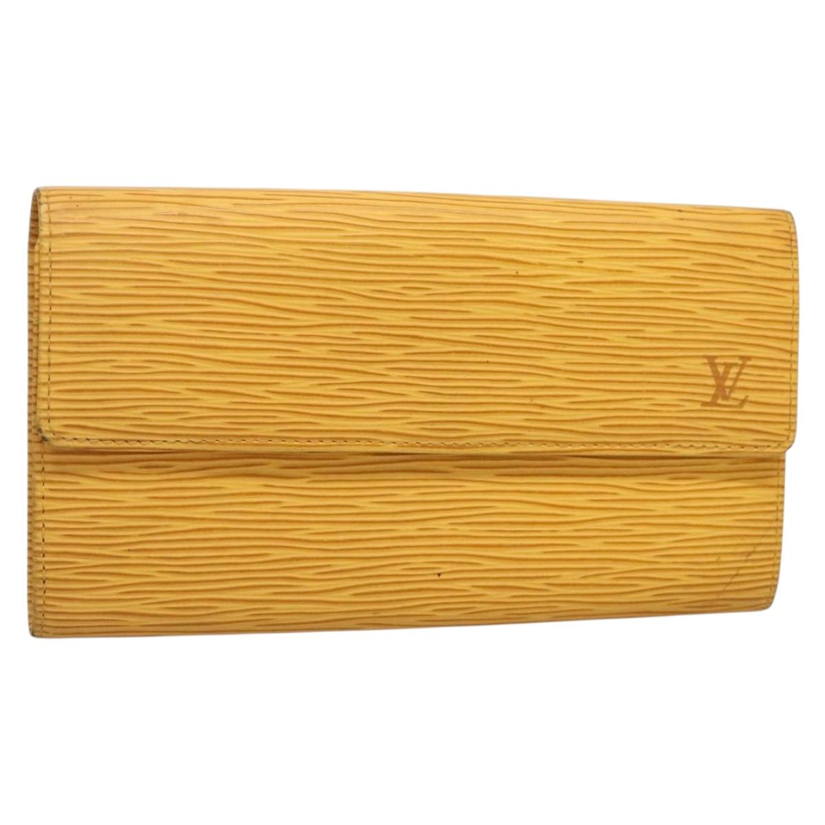 LOUIS VUITTON Epi Pochette Porte Monnaie Credit Wallet M63579 Auth bs27753