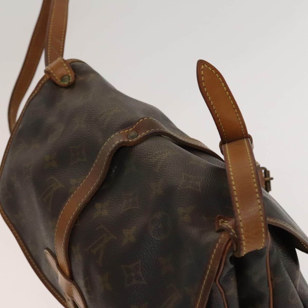 LOUIS VUITTON Monogram Saumur 30 Shoulder Bag M42256 LV Auth bs28187