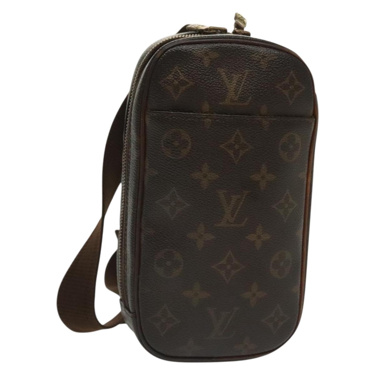LOUIS VUITTON Monogram Pochette Gange Shoulder Bag M51870 LV Auth bs28361