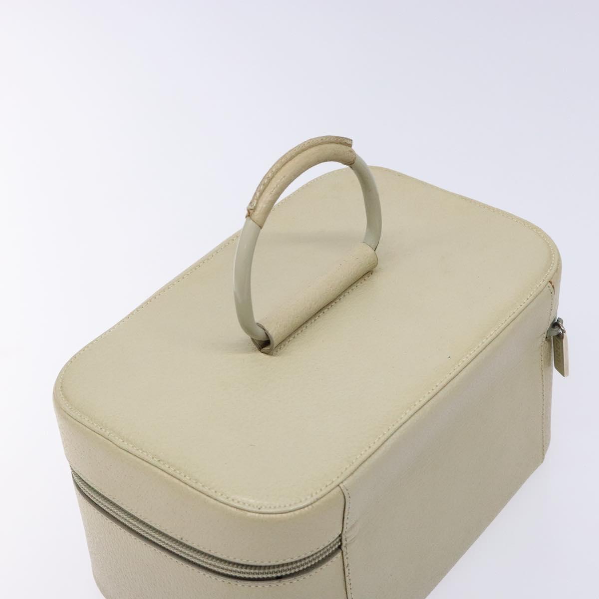 GUCCI Vanity Pouch Leather White Silver 039 1705 0710 Auth bs28454