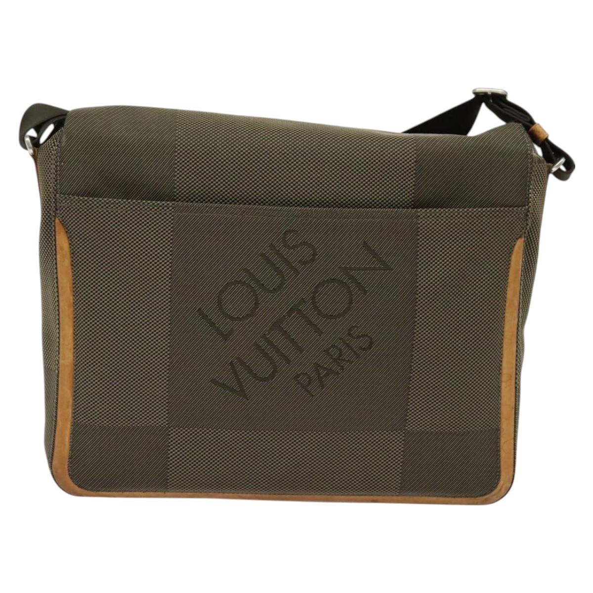 LOUIS VUITTON Damier Geant Messager Shoulder Bag Tail M93030 LV Auth bs28616