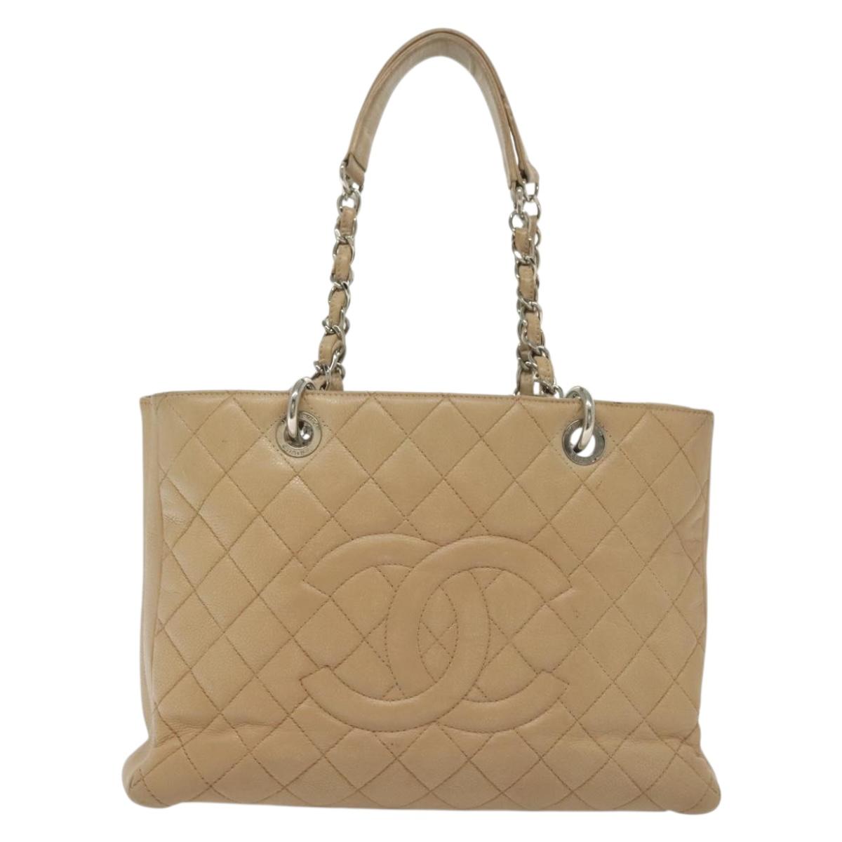 CHANEL Matelasse Chain Tote Bag Caviar Skin Beige Silver CC Auth bs28668