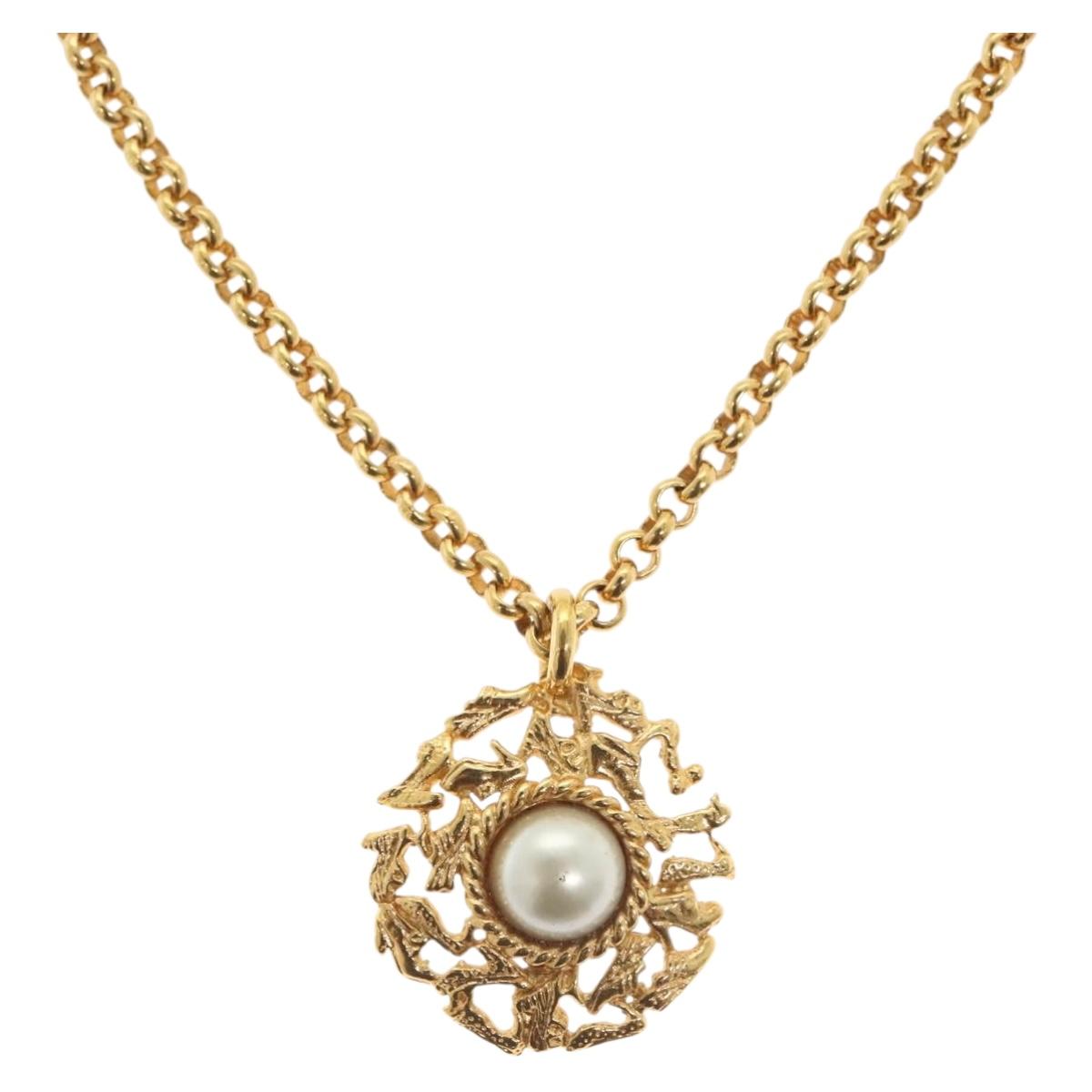 Salvatore Ferragamo Necklace metal Gold Auth bs28768