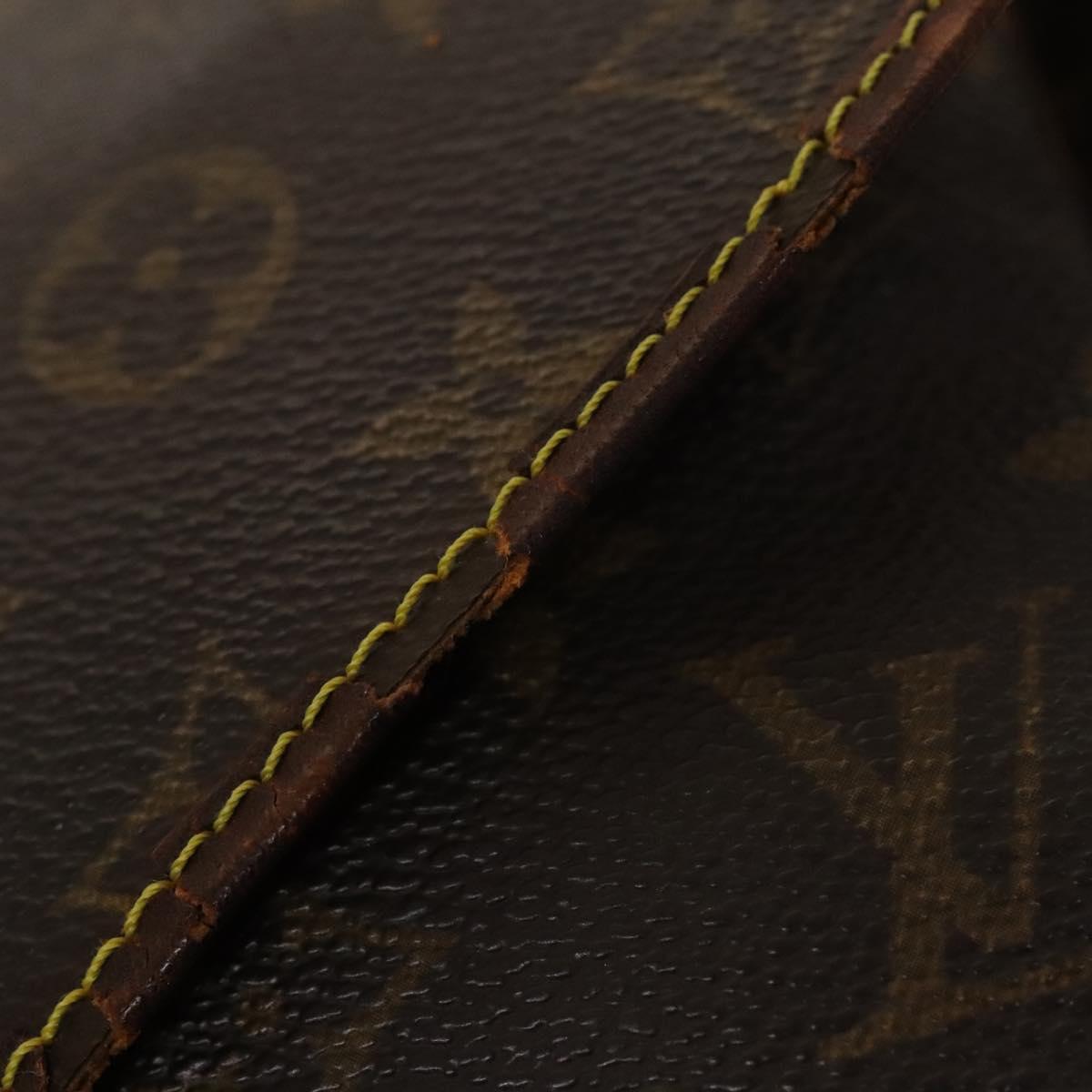 LOUIS VUITTON Monogram Saumur 30 Shoulder Bag M42256 LV Auth bs28820