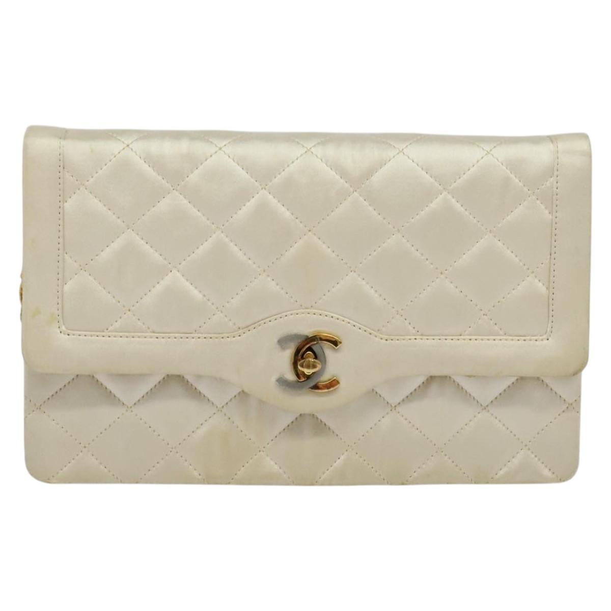 CHANEL Paris Limited Matelasse Chain Bag Satin White Gold CC Auth bs28858