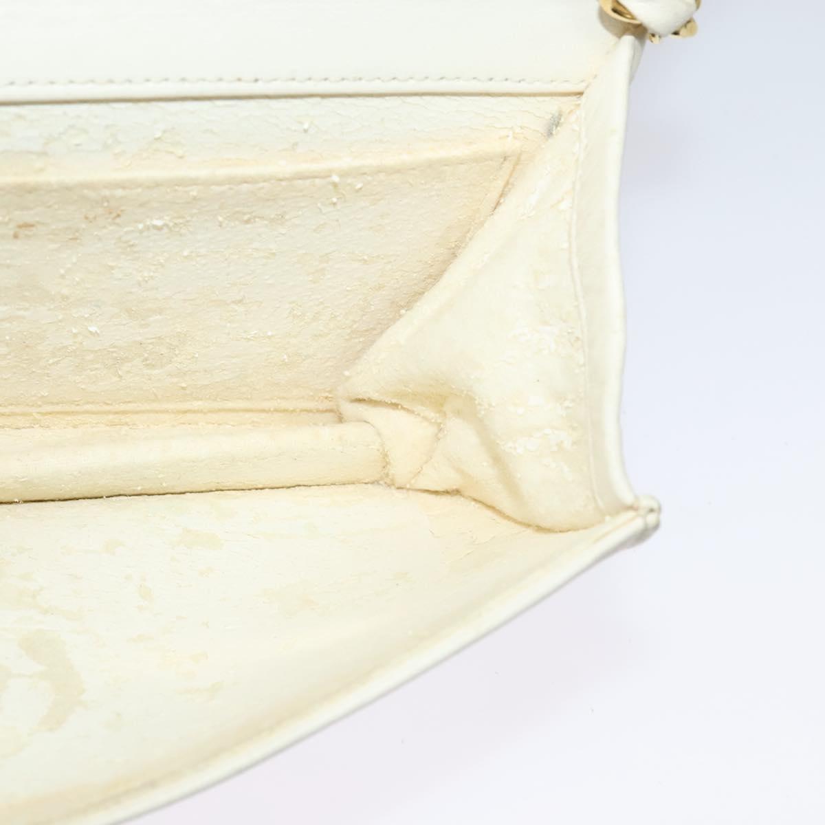 CHANEL Matelasse Chain Shoulder Bag Leather White Gold CC Auth bs29210