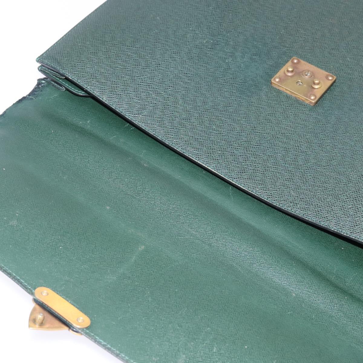 LOUIS VUITTON Taiga Serviette Moskova Business Bag Epicea M30034 LV Auth bs29223