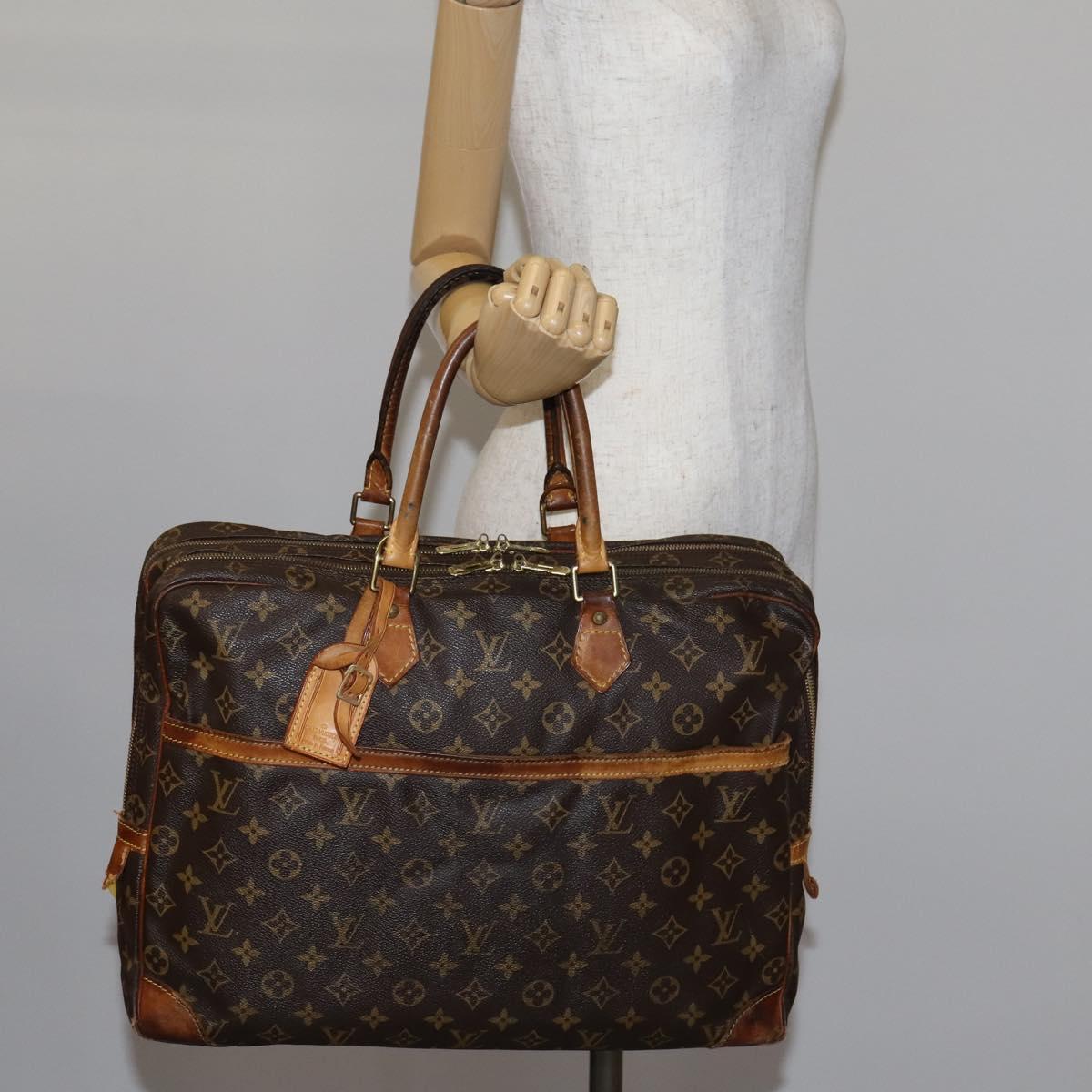LOUIS VUITTON Monogram Porte Documents Voyage 2 Compartments M53362 Auth bs29245