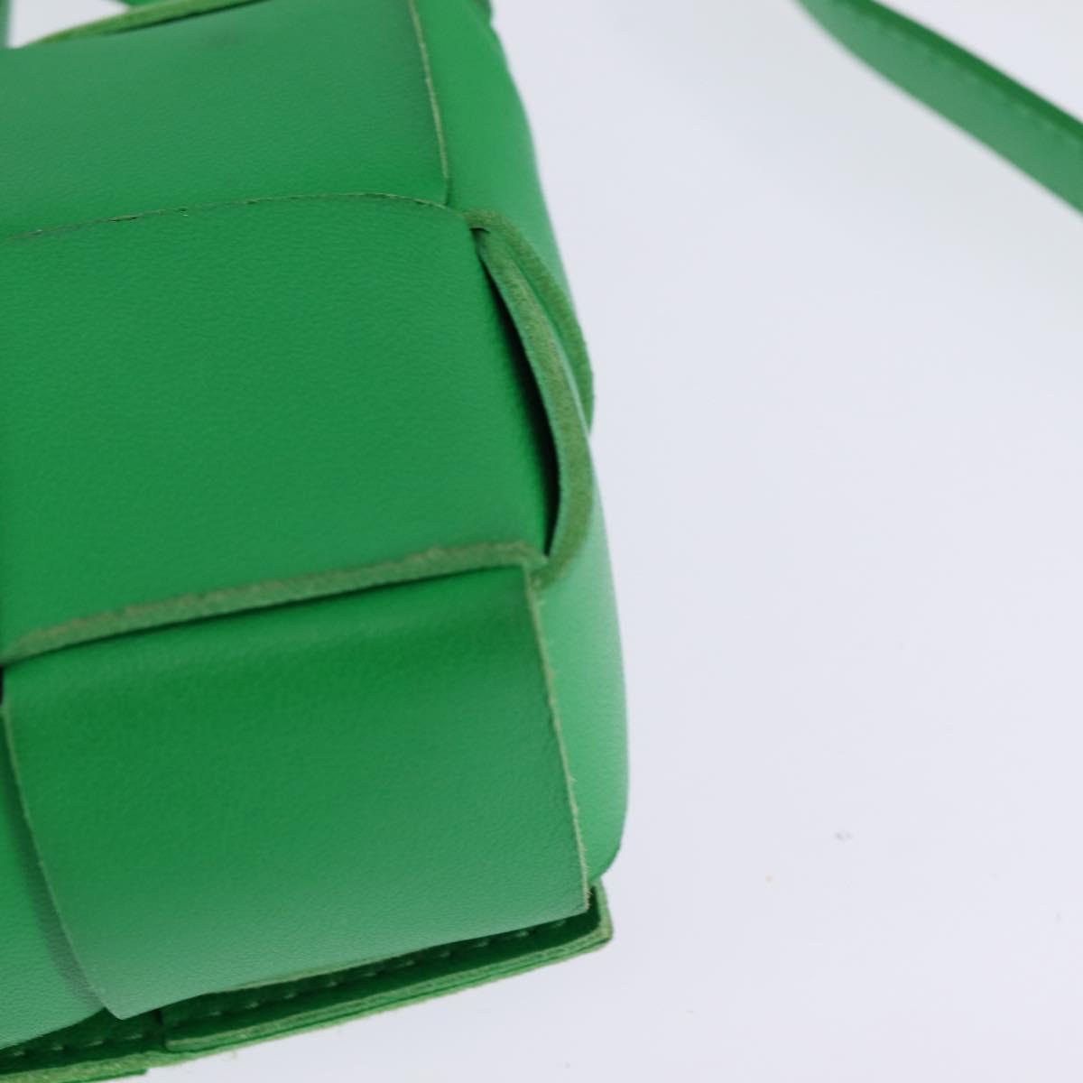 BOTTEGA VENETA MAXI INTRECCIATO candy Cassette Bag Leather Green Auth bs29580