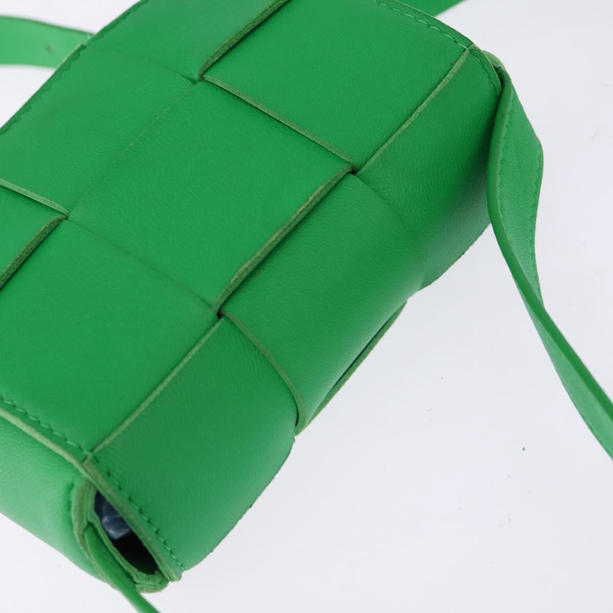 BOTTEGA VENETA MAXI INTRECCIATO candy Cassette Bag Leather Green Auth bs29580