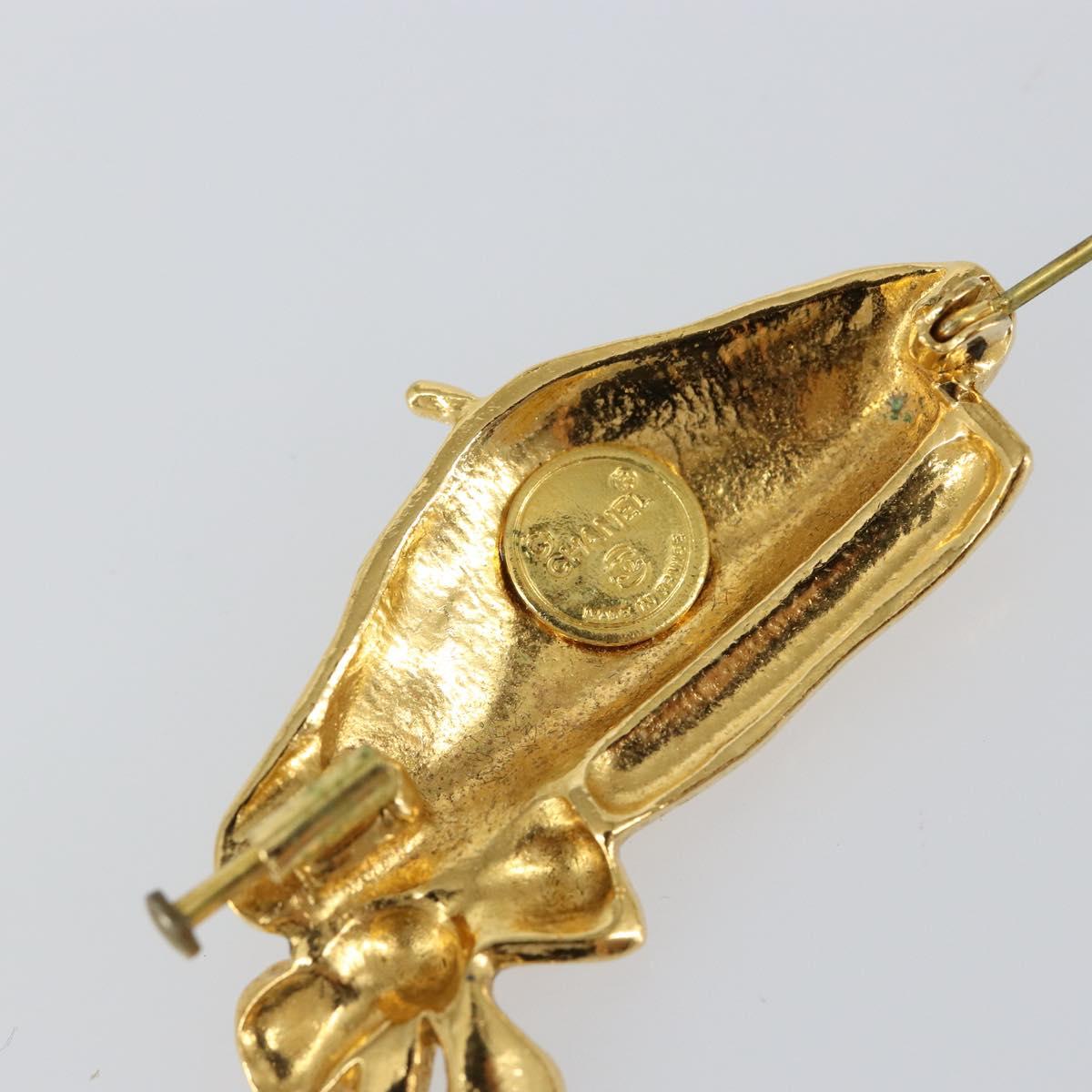 CHANEL Beret Brooch metal Gold Tone CC Auth bs29695