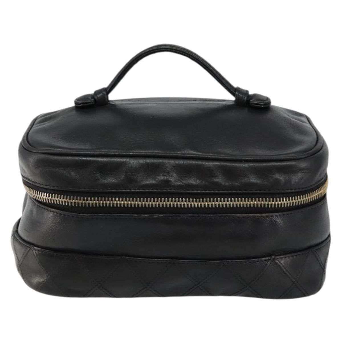 CHANEL Matelasse Vanity Pouch Lamb Skin Black Gold CC Auth bs29827