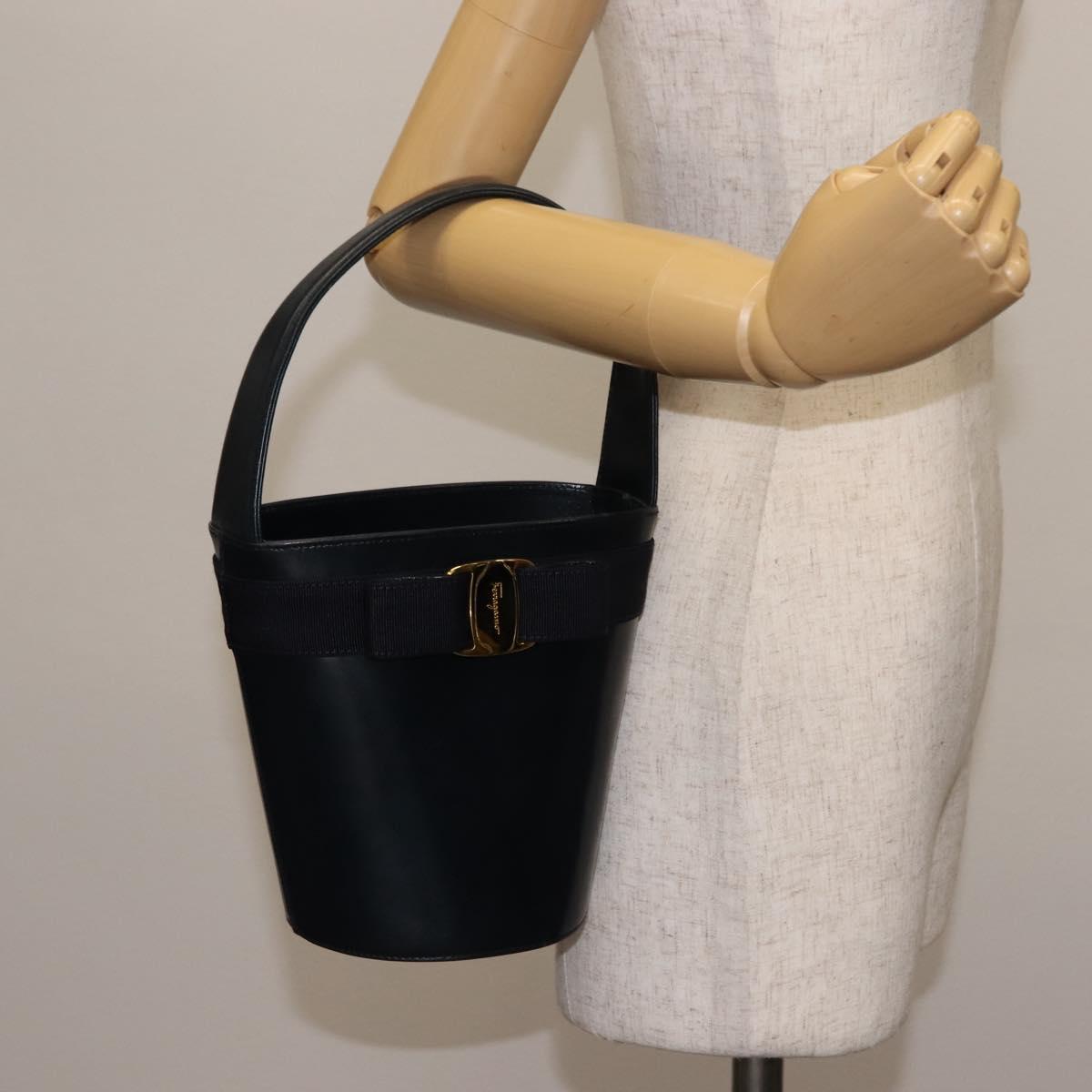 Salvatore Ferragamo Vala Shoulder Bag Leather Navy Gold Auth bs29928