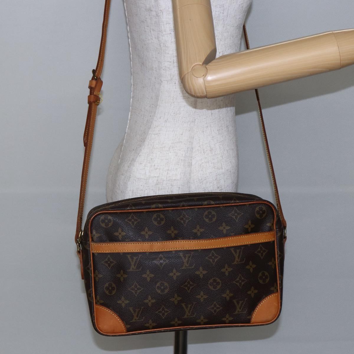 LOUIS VUITTON Monogram Trocadero 30 Shoulder Bag M51272 LV Auth bs29962