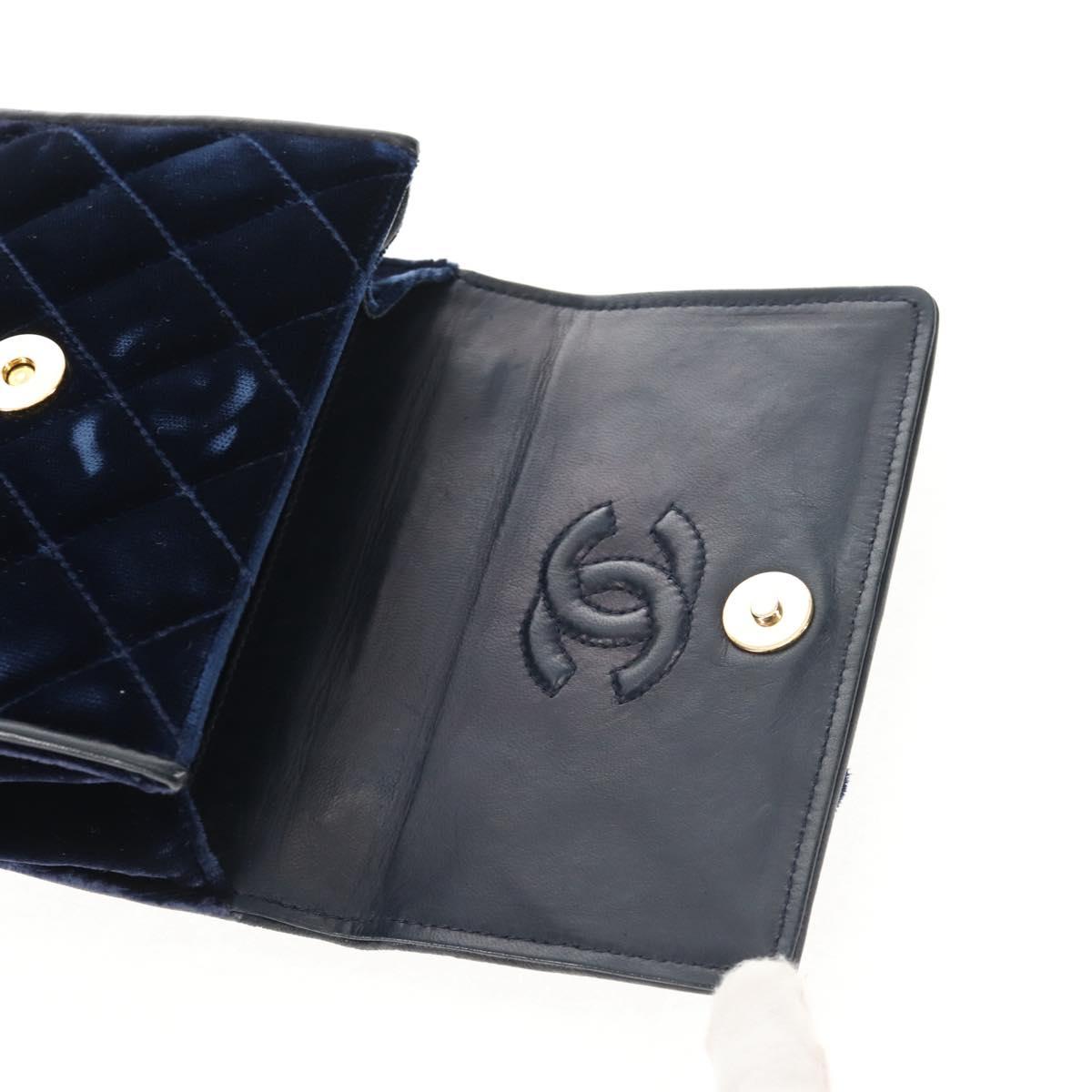 CHANEL Camellia Matelasse Flap Chain Bag Velor Navy Gold CC Auth bs29963V