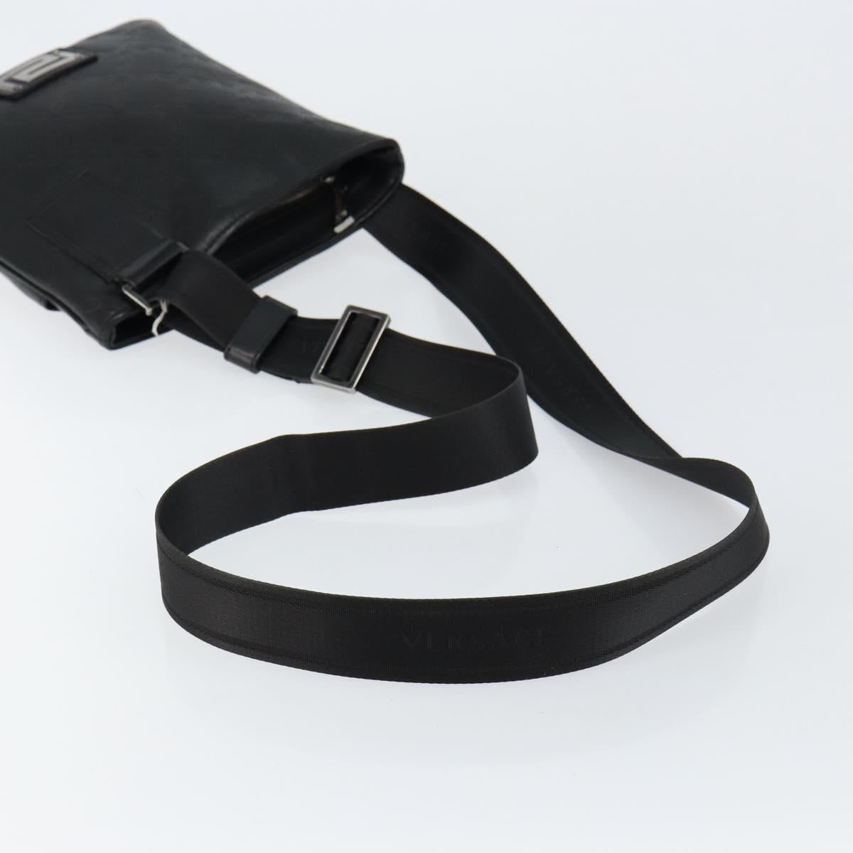 Gianni Versace Gureka Shoulder Bag Leather Black Silver Auth bs30000