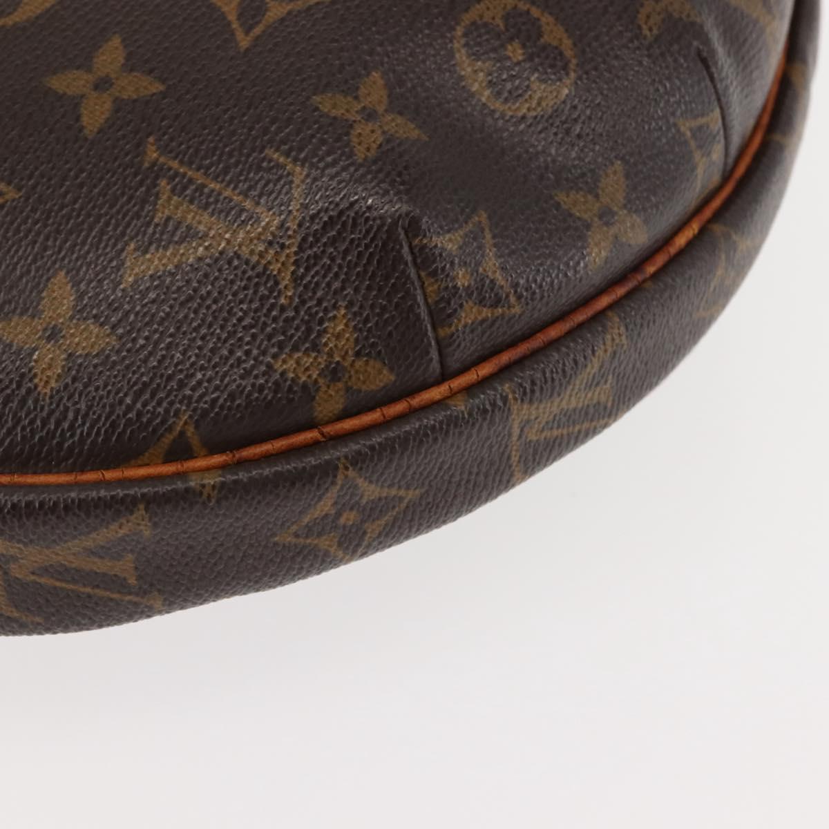 LOUIS VUITTON Monogram Croissant MM Shoulder Bag M51512 LV Auth bs30006