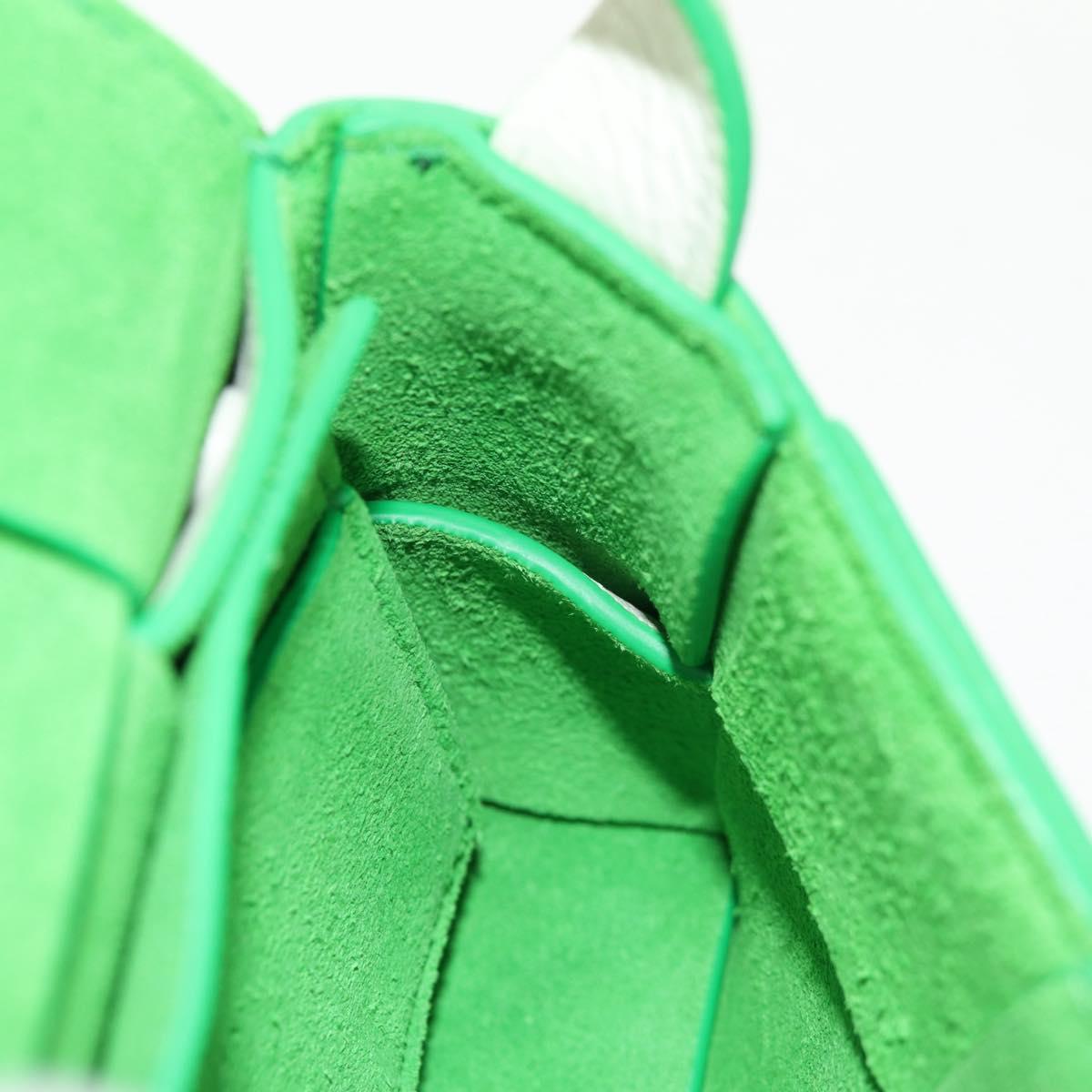 BOTTEGA VENETA MAXI INTRECCIATO Cassette Bag Leather White Green Auth bs30121A