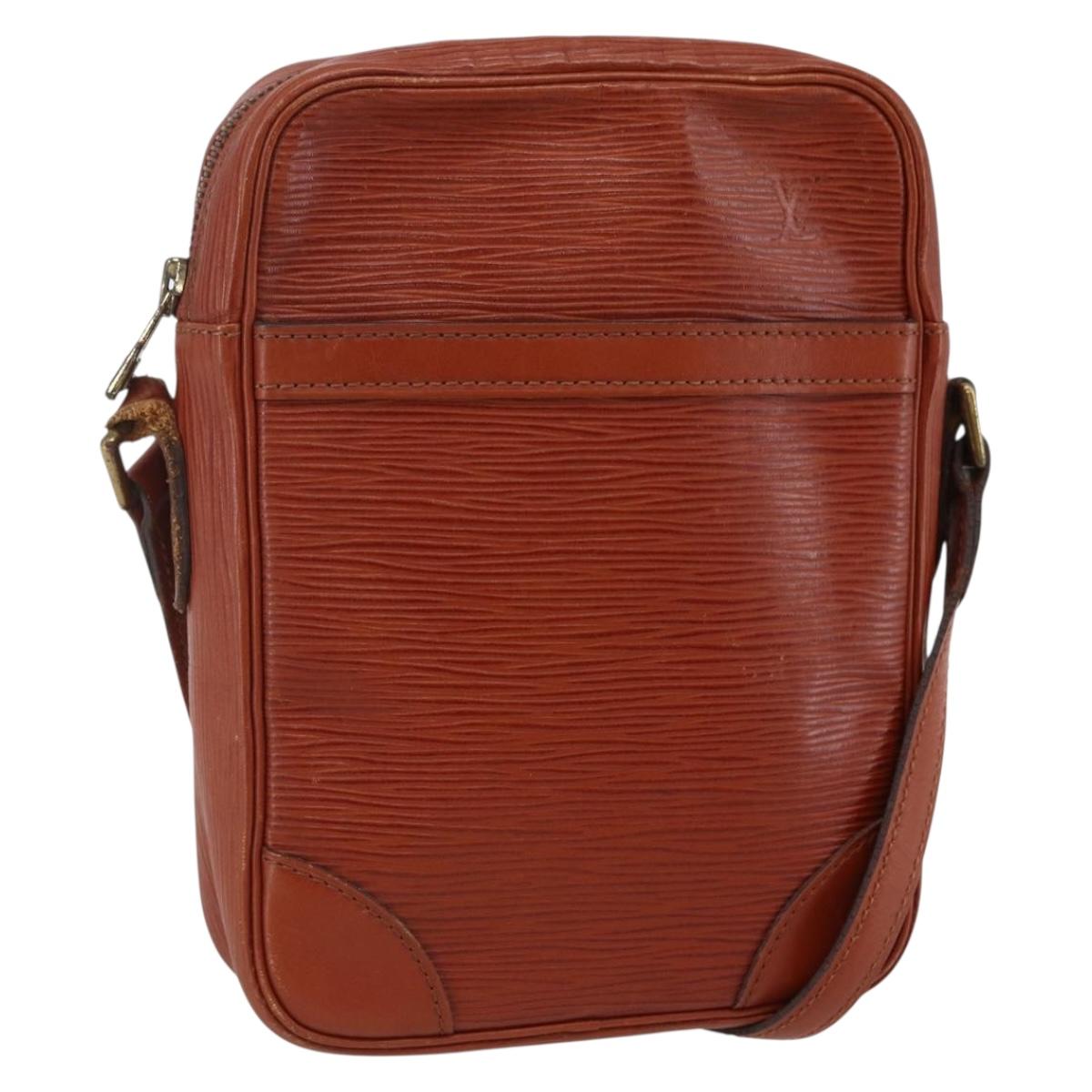 LOUIS VUITTON Epi Danube Shoulder Bag Brown M51694 LV Auth bs30146