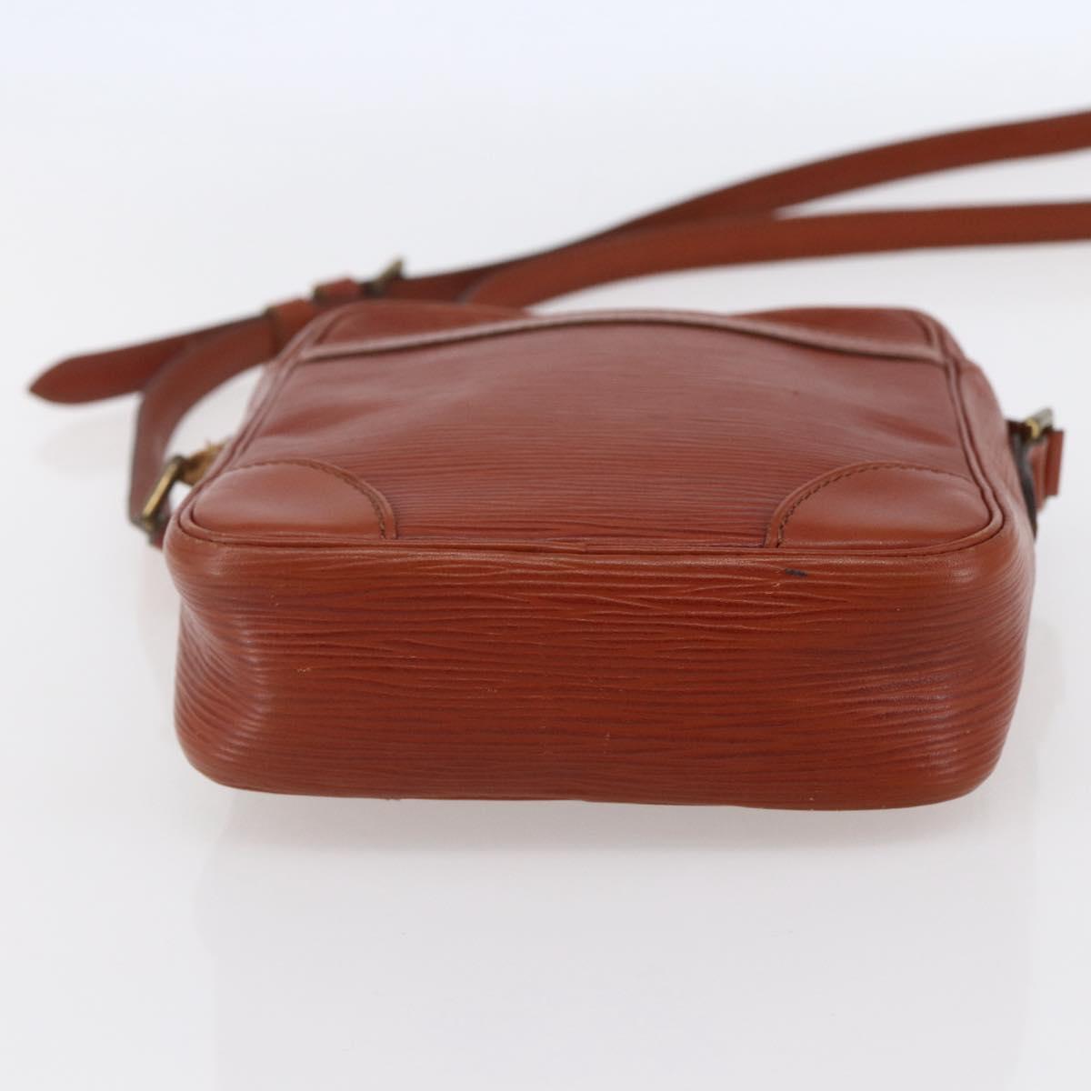 LOUIS VUITTON Epi Danube Shoulder Bag Brown M51694 LV Auth bs30146