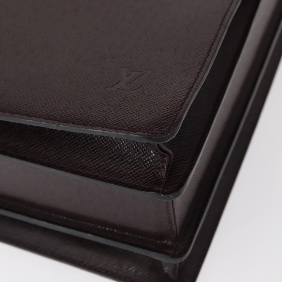 LOUIS VUITTON Taiga Leather Ural Briefcase Acajou M30026 LV Auth bs30328