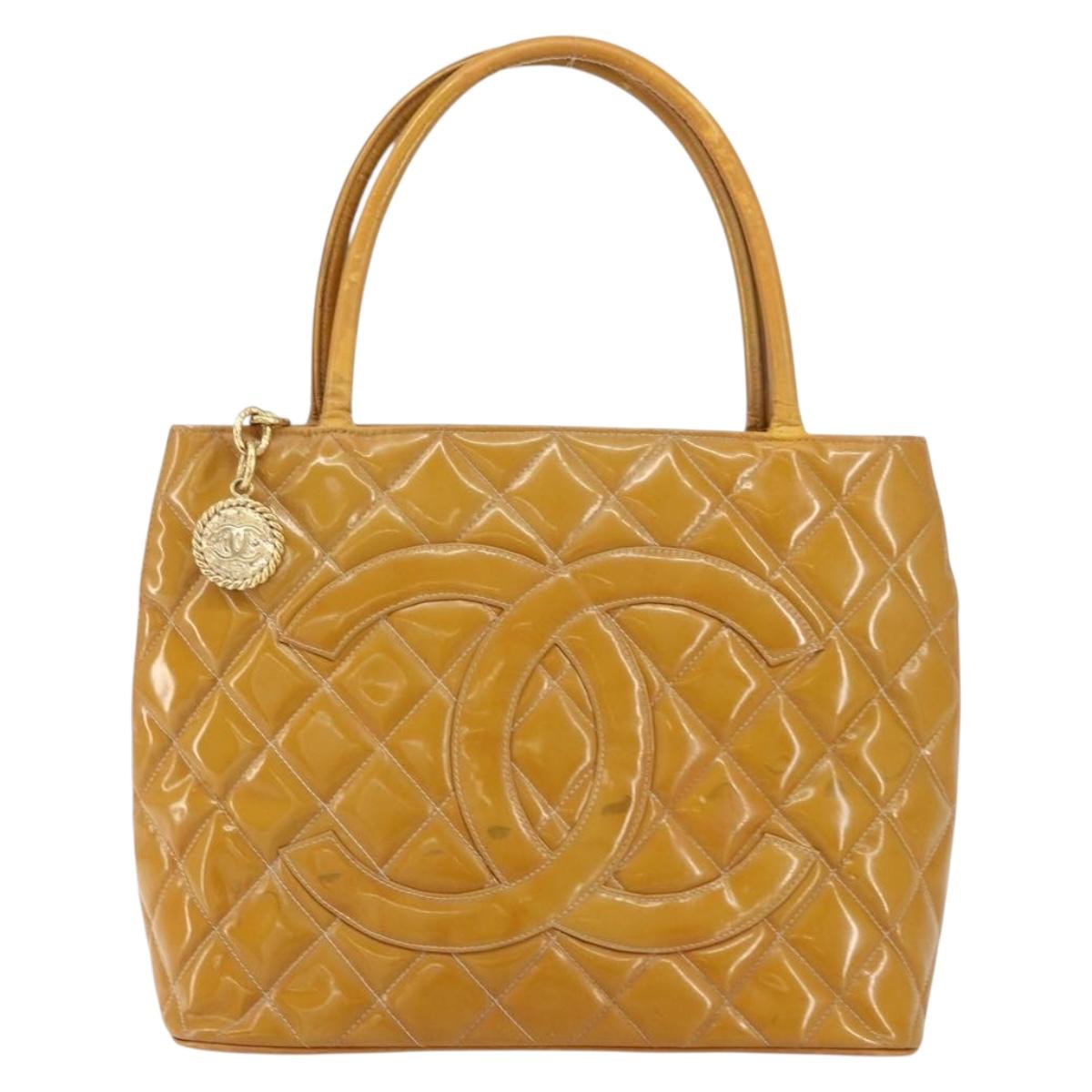 CHANEL Matelasse COCO Mark Tote Bag Patent leather Yellow Gold CC Auth bs30372