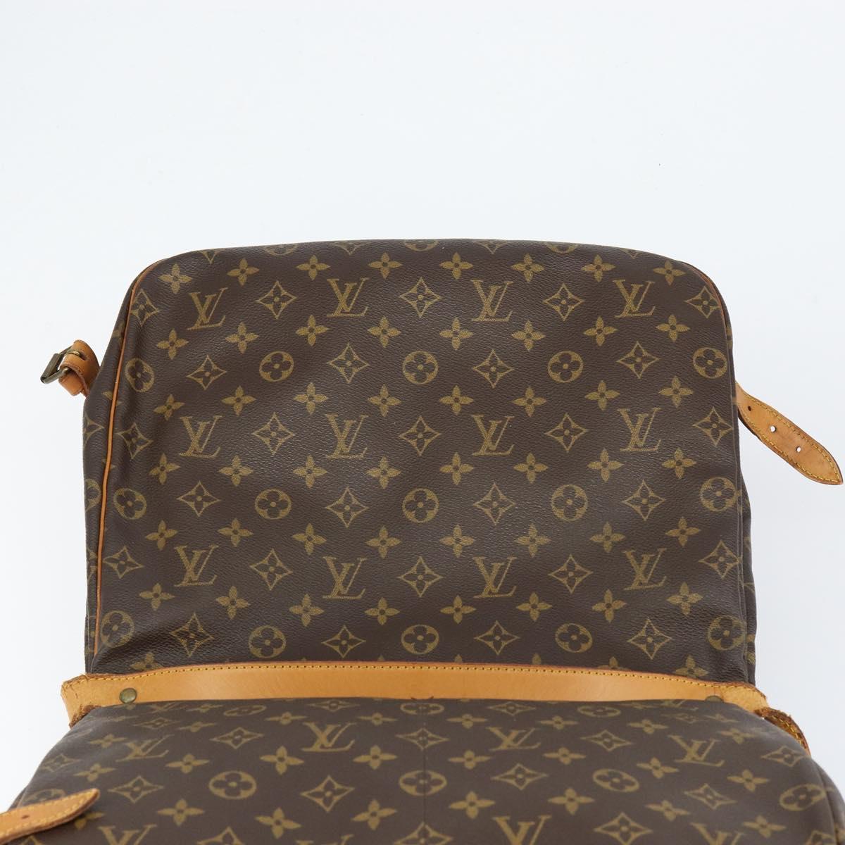 LOUIS VUITTON Monogram Saumur 35 Shoulder Bag M42254 LV Auth bs30448