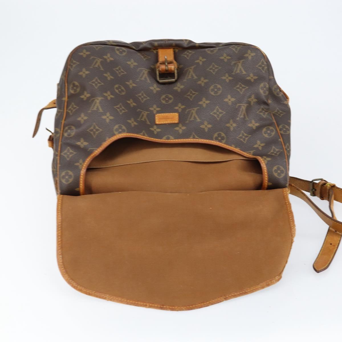 LOUIS VUITTON Monogram Saumur 35 Shoulder Bag M42254 LV Auth bs30448