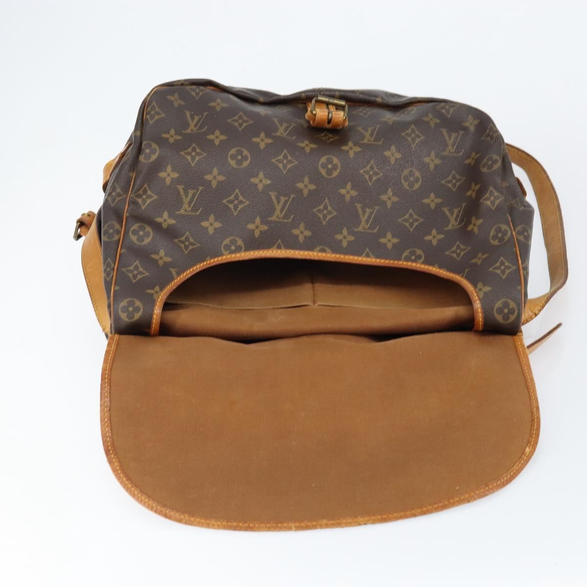 LOUIS VUITTON Monogram Saumur 35 Shoulder Bag M42254 LV Auth bs30448