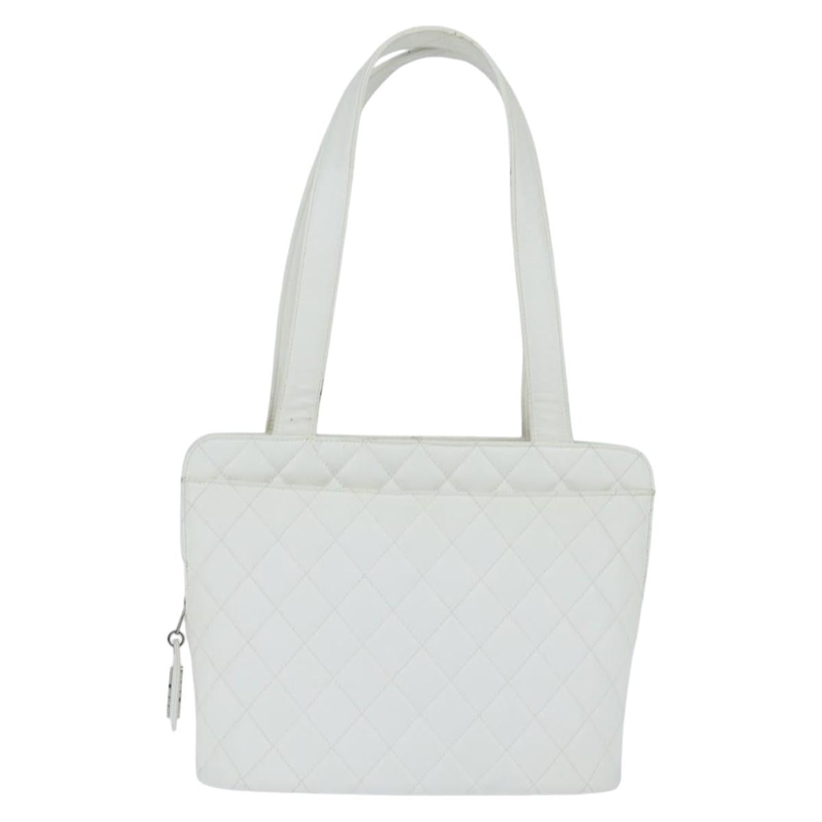 CHANEL Matelasse Tote Bag Caviar Skin White CC Auth bs30478
