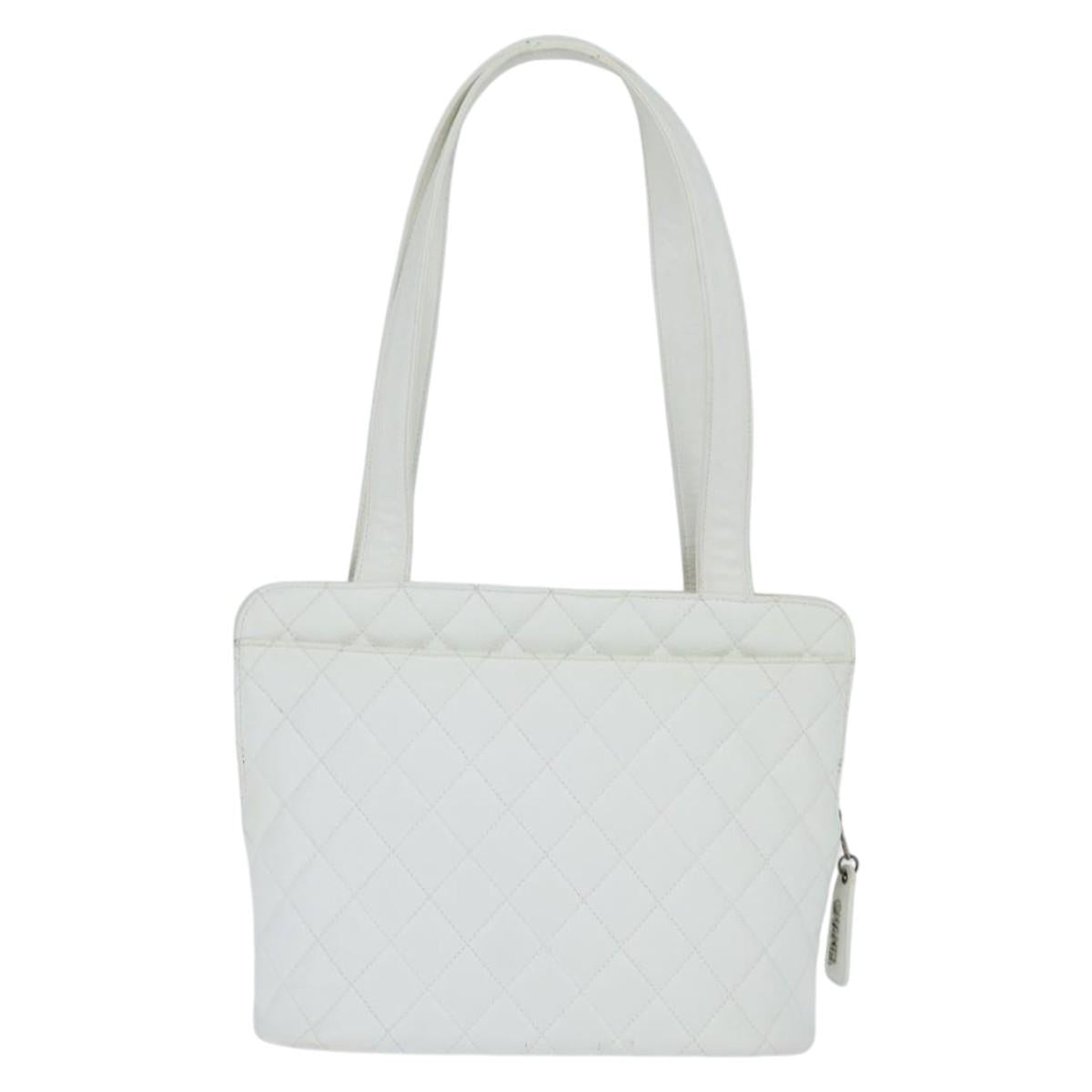 CHANEL Matelasse Tote Bag Caviar Skin White CC Auth bs30478