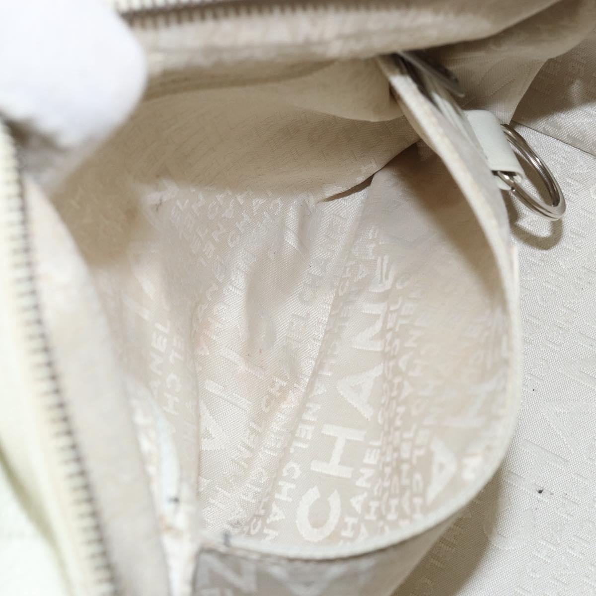 CHANEL Choco Bar Shoulder Bag Caviar Skin White Silver CC Auth bs30605