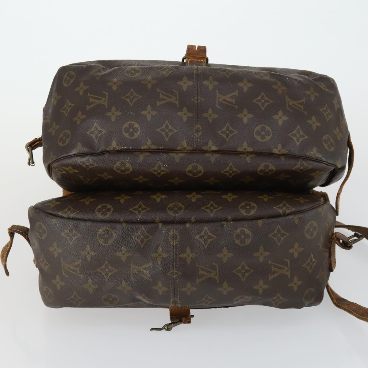 LOUIS VUITTON Monogram Saumur 35 Shoulder Bag M42254 LV Auth bs30831