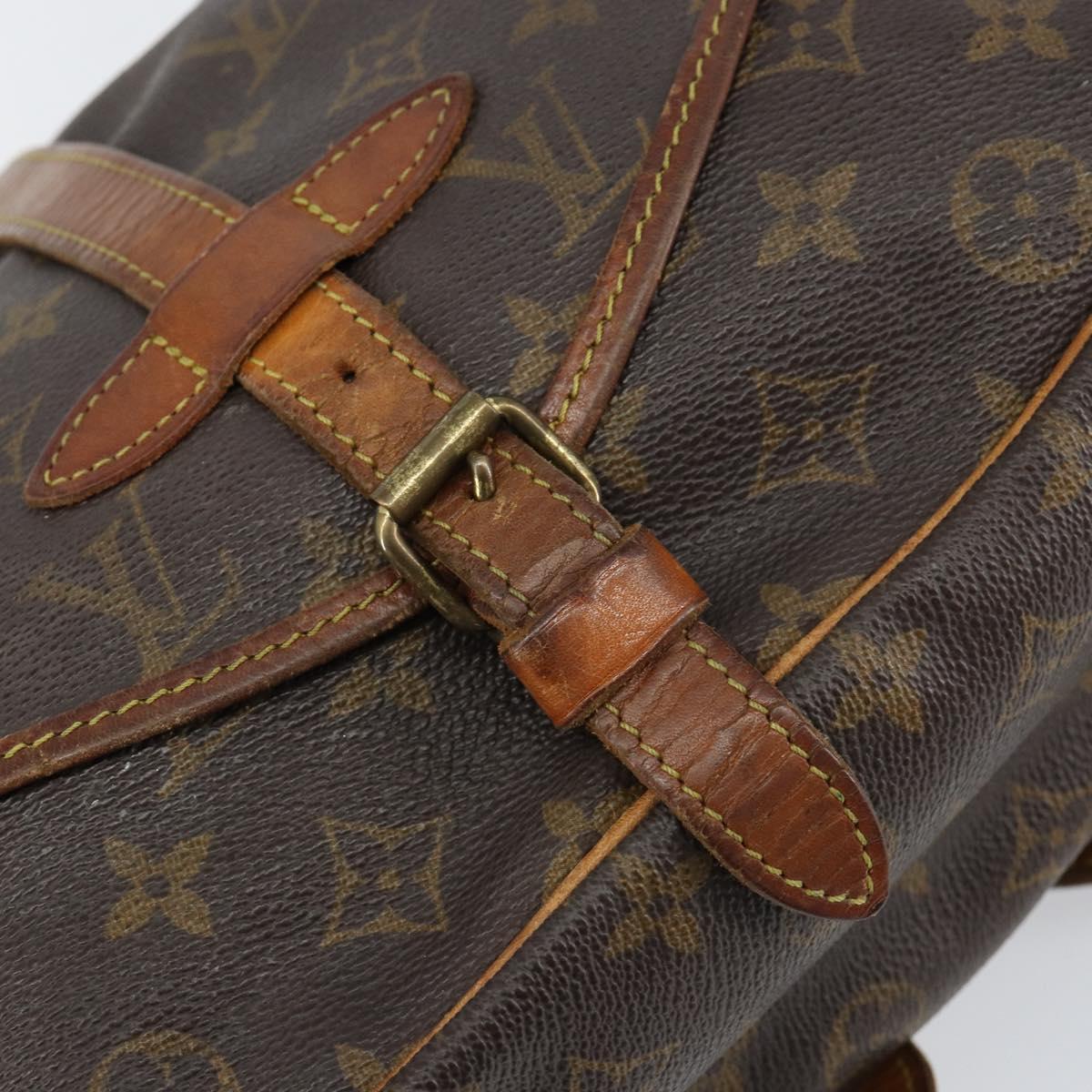 LOUIS VUITTON Monogram Saumur 30 Shoulder Bag M42256 LV Auth bs30833