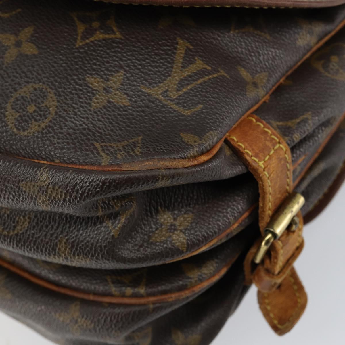LOUIS VUITTON Monogram Saumur 30 Shoulder Bag M42256 LV Auth bs30834