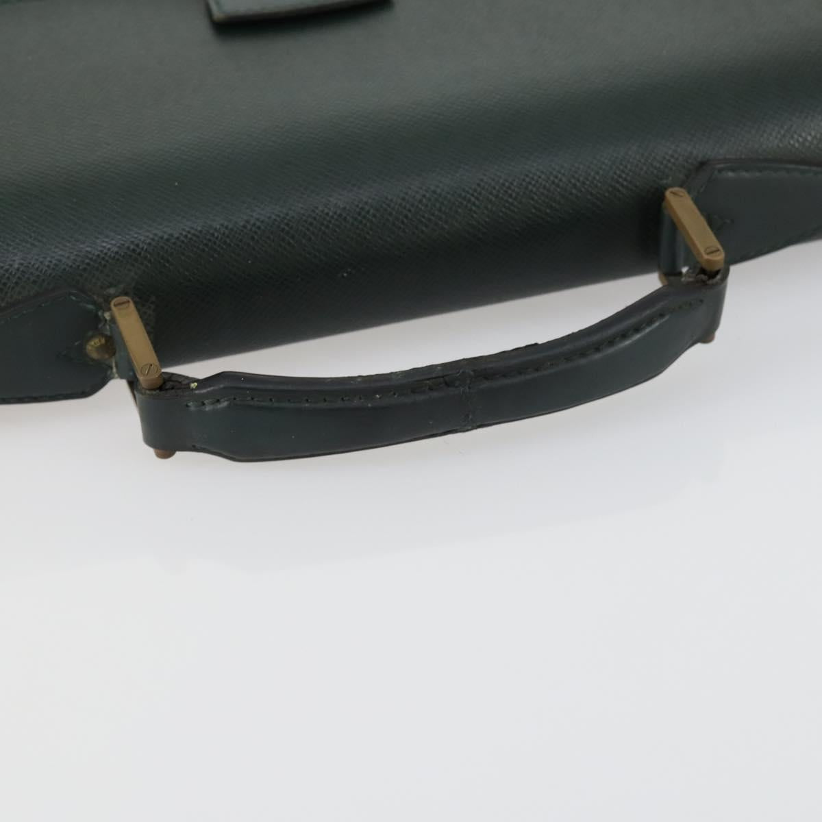 LOUIS VUITTON Taiga Serviette Moskova Business Bag Epicea M30034 LV Auth bs31098