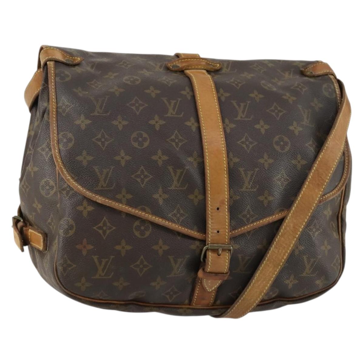 LOUIS VUITTON Monogram Saumur 35 Shoulder Bag M42254 LV Auth bs31304