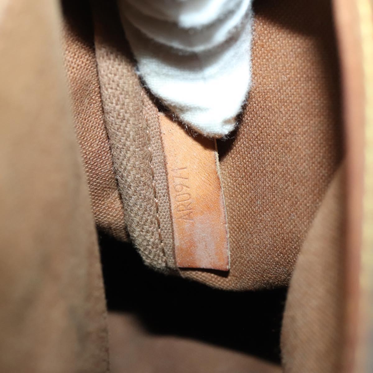 LOUIS VUITTON Monogram Saumur 35 Shoulder Bag M42254 LV Auth bs31304