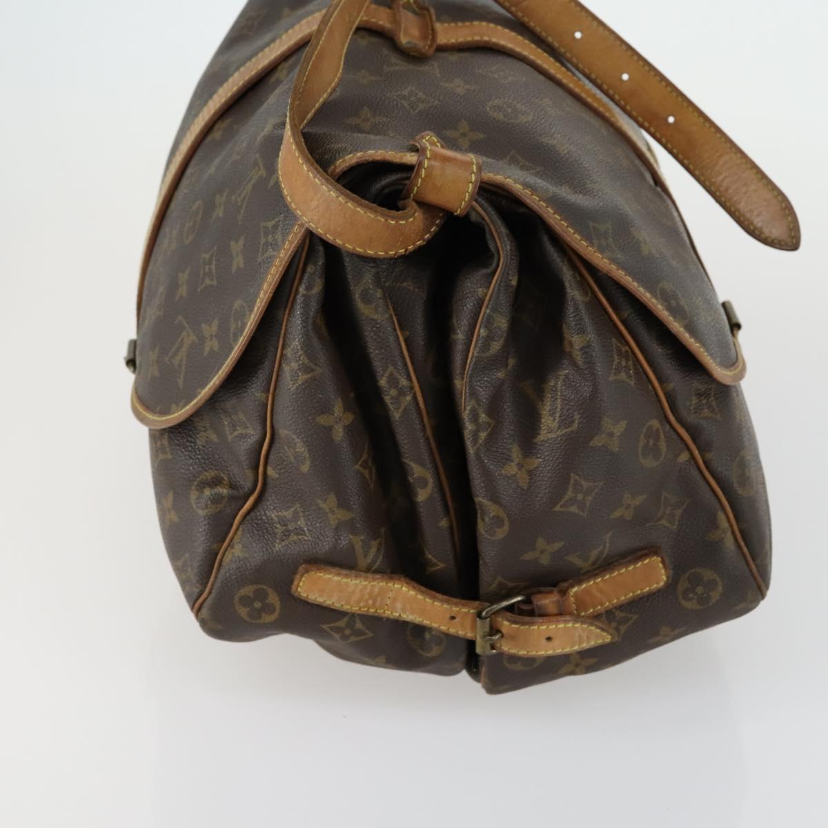 LOUIS VUITTON Monogram Saumur 35 Shoulder Bag M42254 LV Auth bs31304