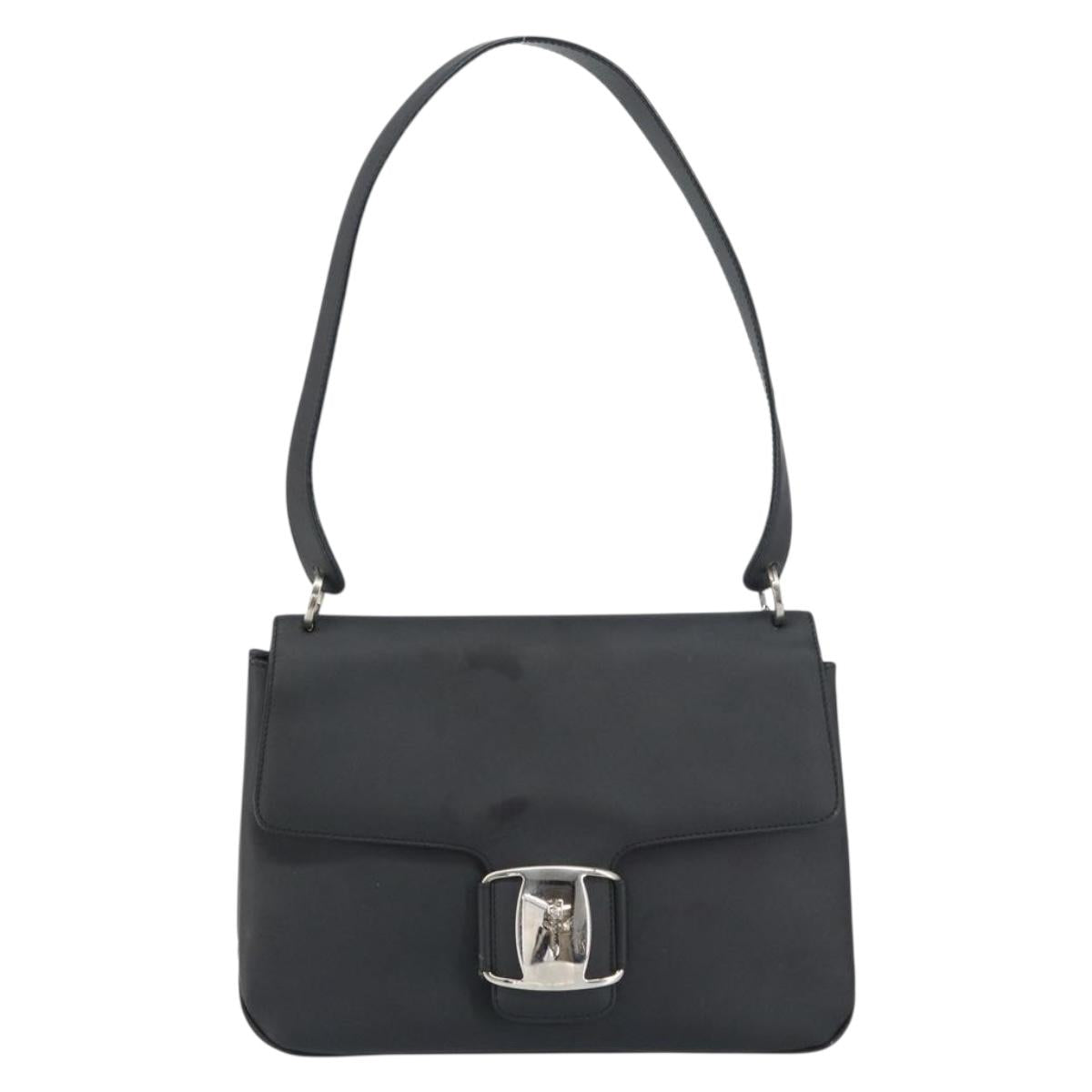 Salvatore Ferragamo Vala Shoulder Bag Patent leather Black Silver Auth bs31352