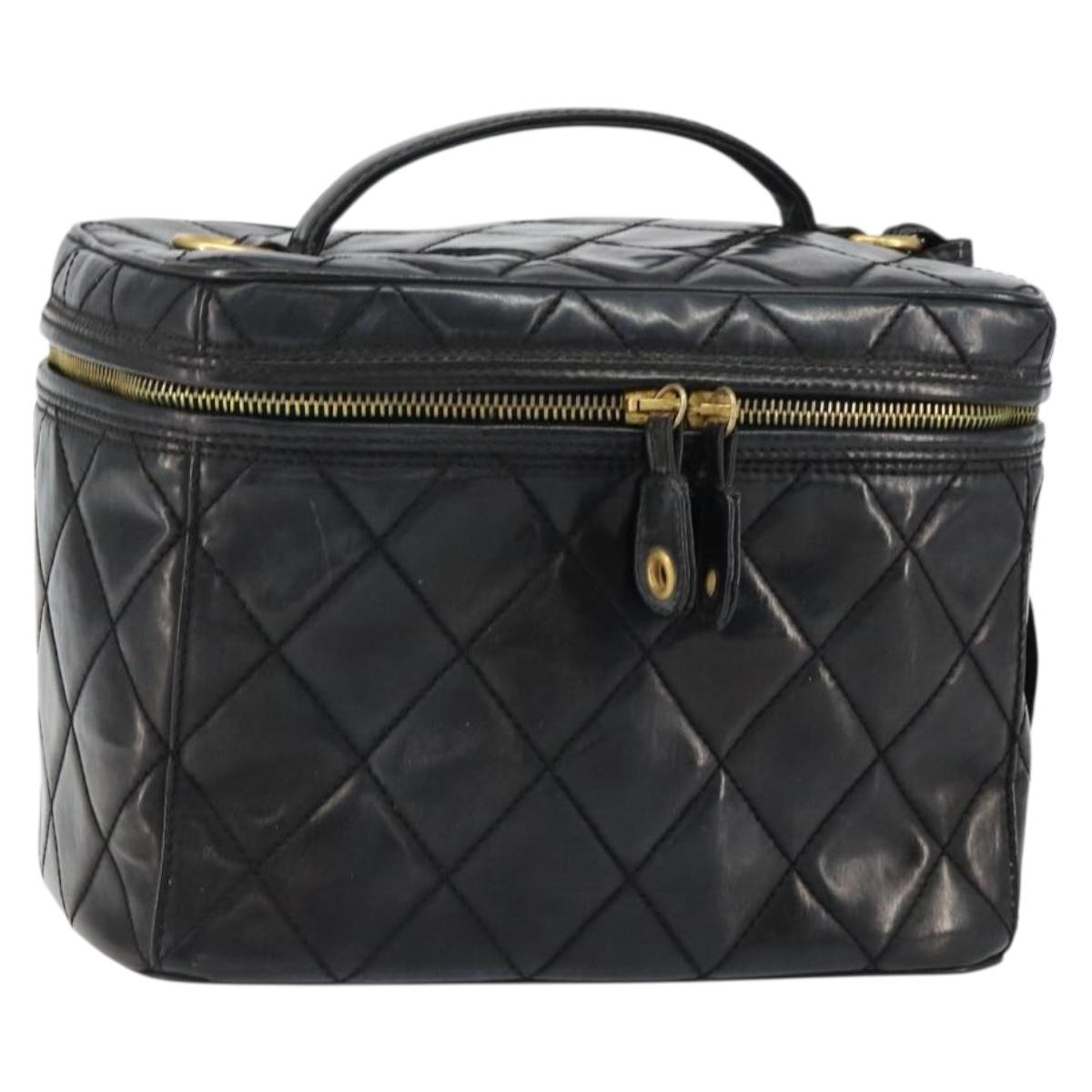 CHANEL Matelasse Vanity Pouch Enamel Black Gold CC Auth bs31398
